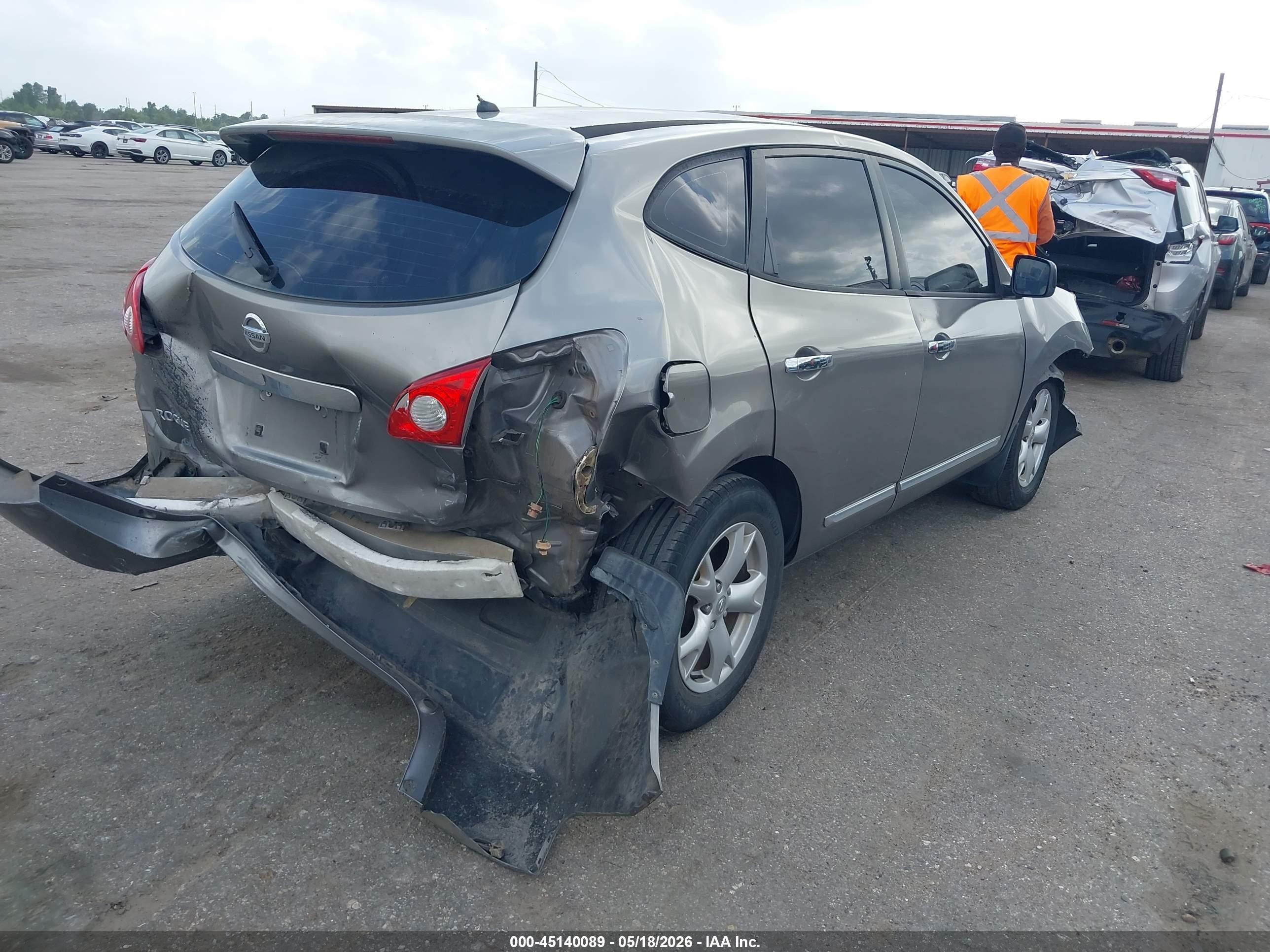 2012 Nissan Rogue S Beige vin: JN8AS5MT1CW613184
