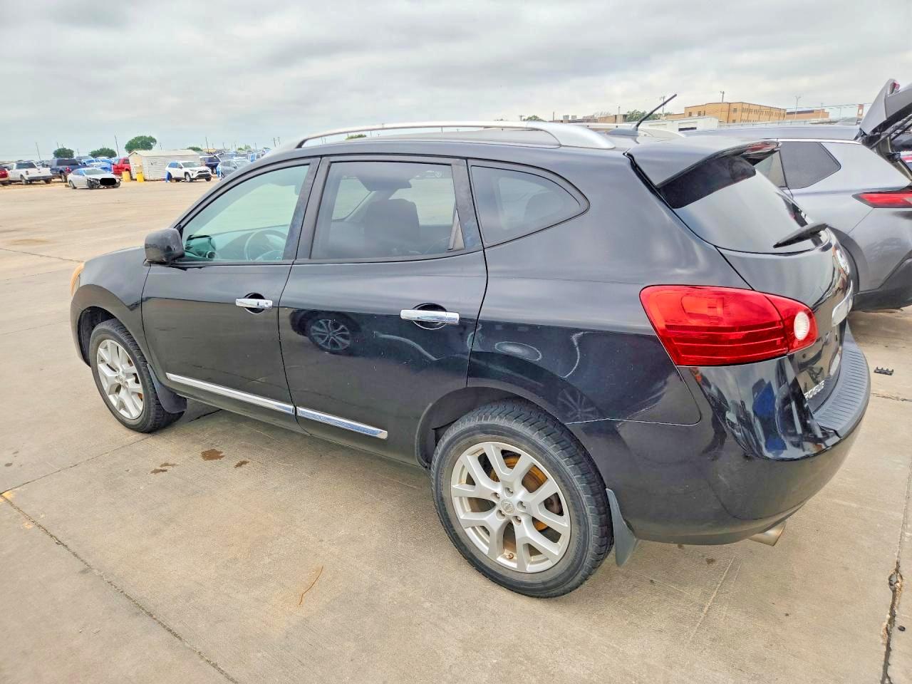 2013 Nissan Rogue S Black vin: JN8AS5MT1DW006395