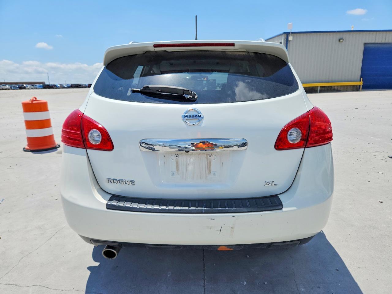 2013 Nissan Rogue S White vin: JN8AS5MT1DW014240