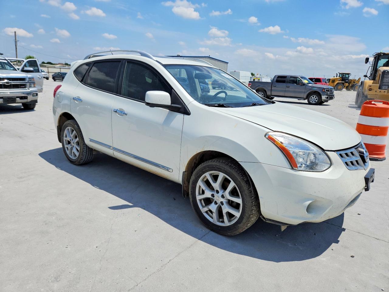 2013 Nissan Rogue S White vin: JN8AS5MT1DW014240