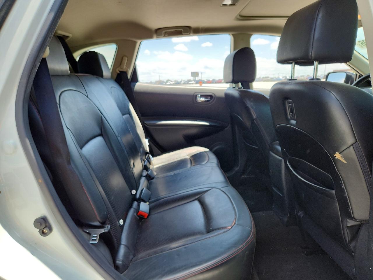 2013 Nissan Rogue S White vin: JN8AS5MT1DW014240