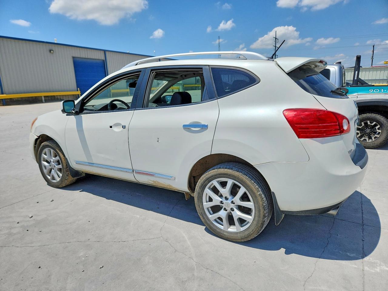 2013 Nissan Rogue S White vin: JN8AS5MT1DW014240
