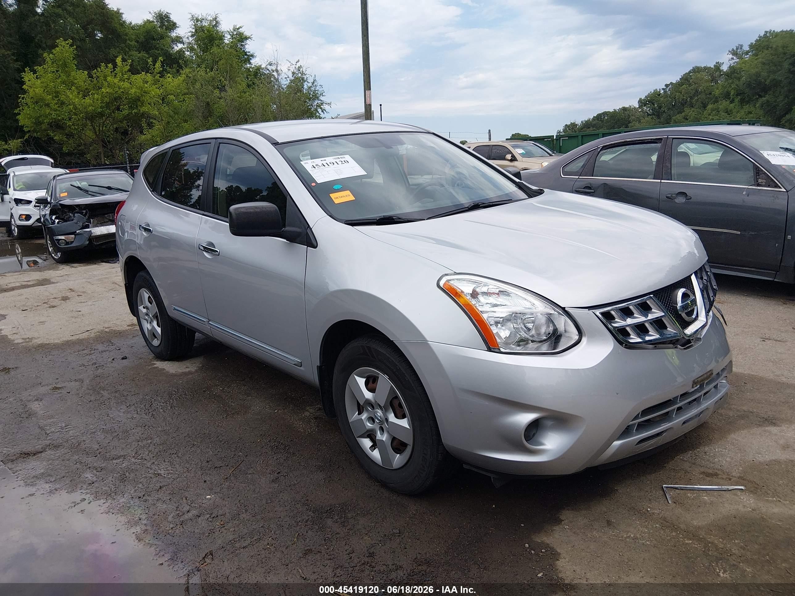 2013 Nissan Rogue S Silver vin: JN8AS5MT1DW550542