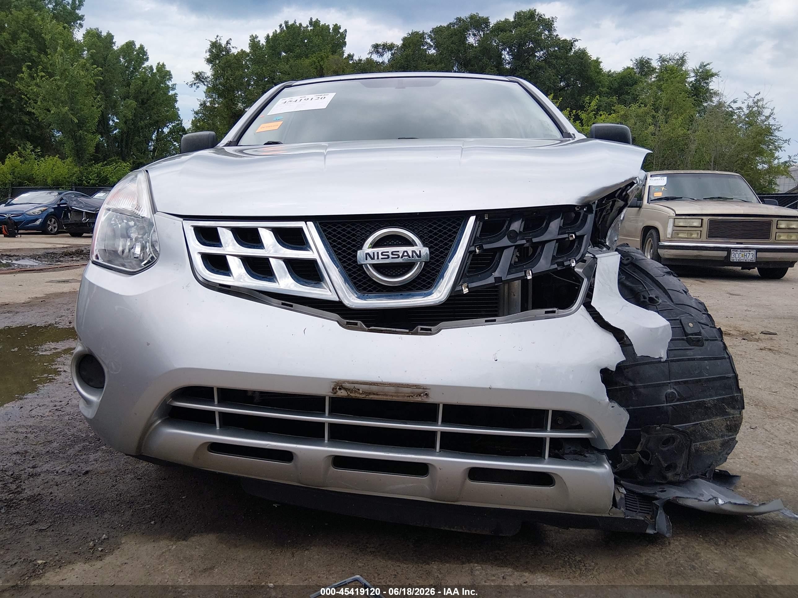 2013 Nissan Rogue S Silver vin: JN8AS5MT1DW550542