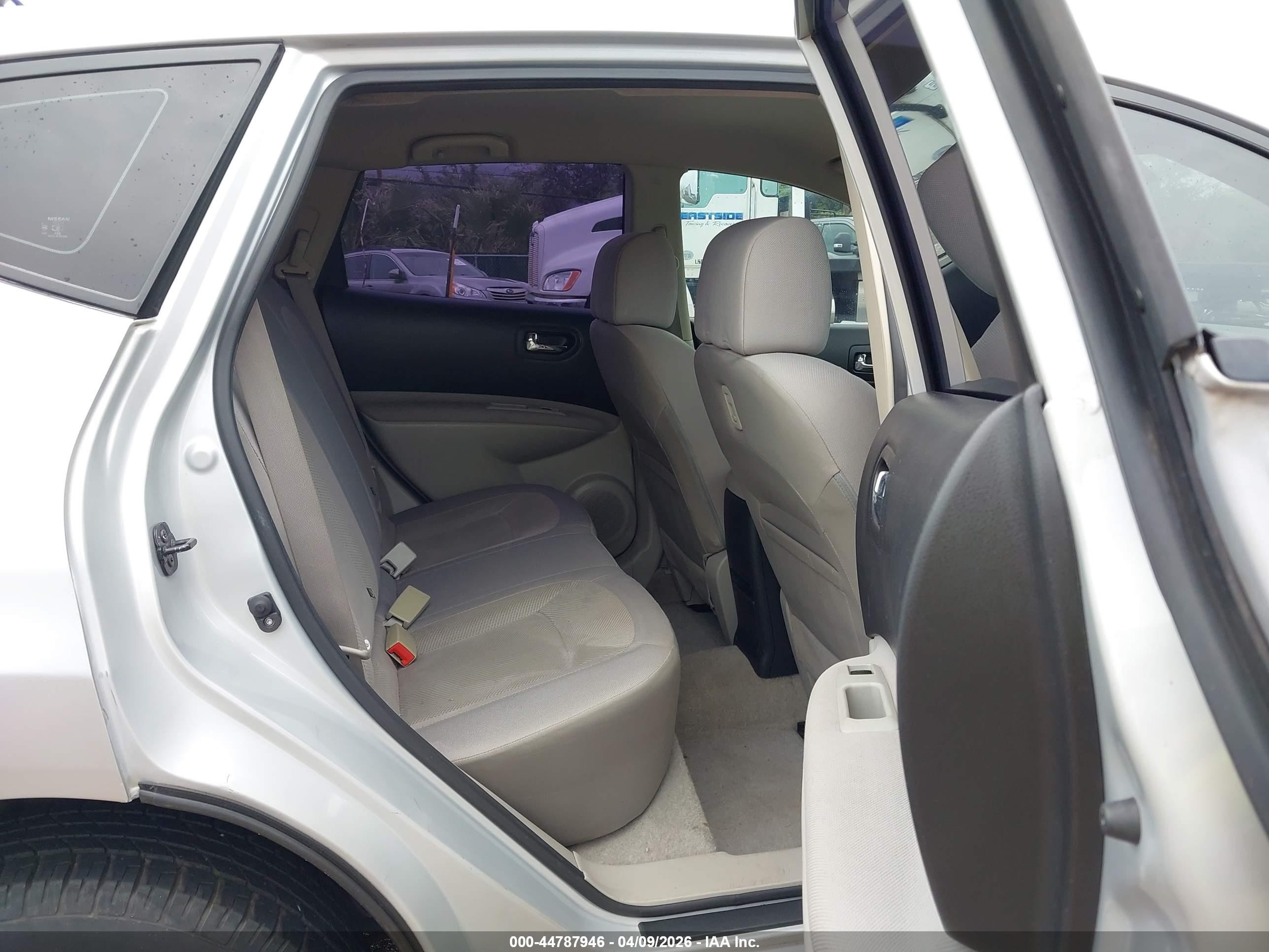 2014 Nissan Rogue Select S Gray vin: JN8AS5MT1EW100178