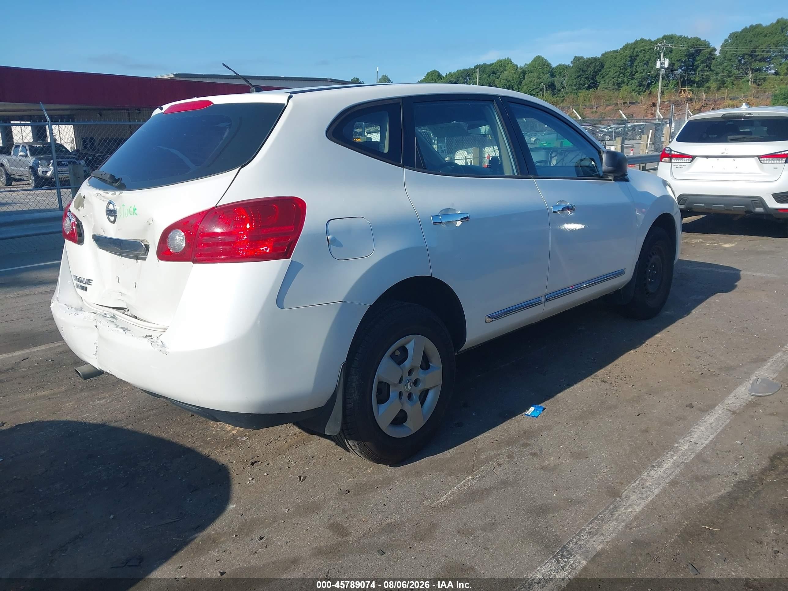 2014 Nissan Rogue Select S Белый vin: JN8AS5MT1EW600681