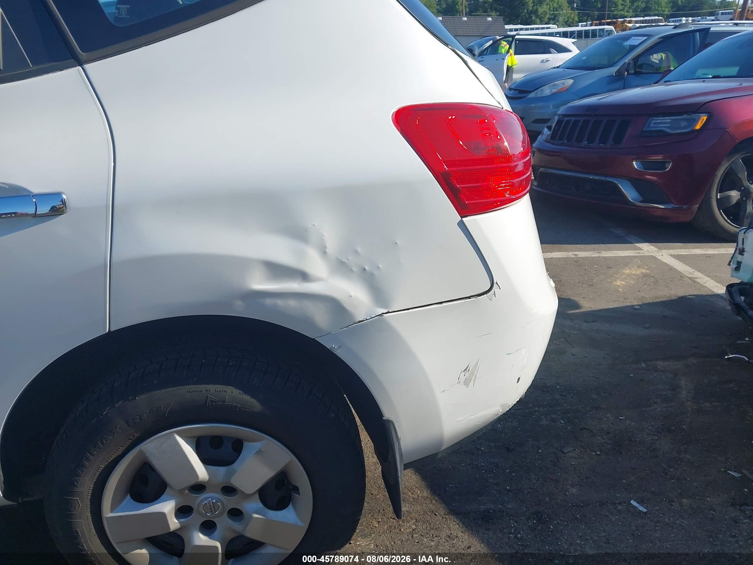 2014 Nissan Rogue Select S Белый vin: JN8AS5MT1EW600681