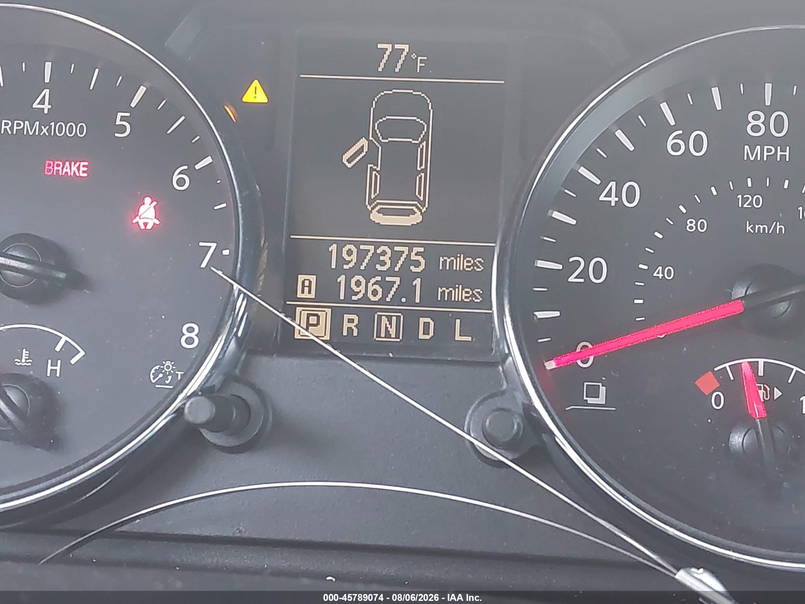 2014 Nissan Rogue Select S Белый vin: JN8AS5MT1EW600681