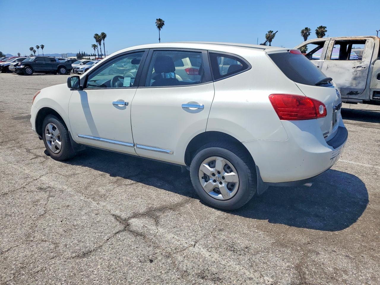 2014 Nissan Rogue Select S White vin: JN8AS5MT1EW611597