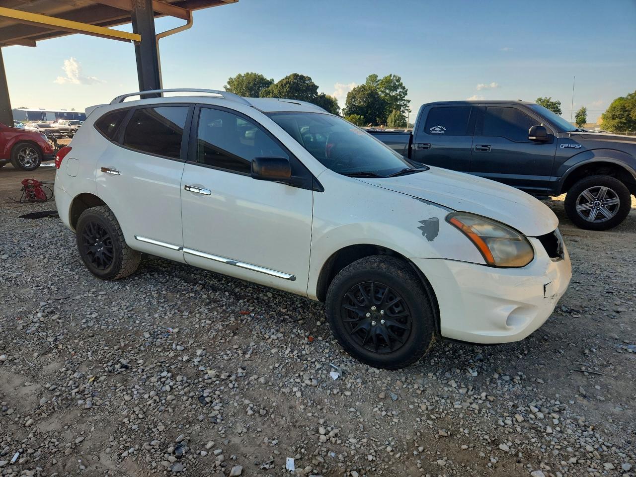 2014 Nissan Rogue Select S White vin: JN8AS5MT1EW615309