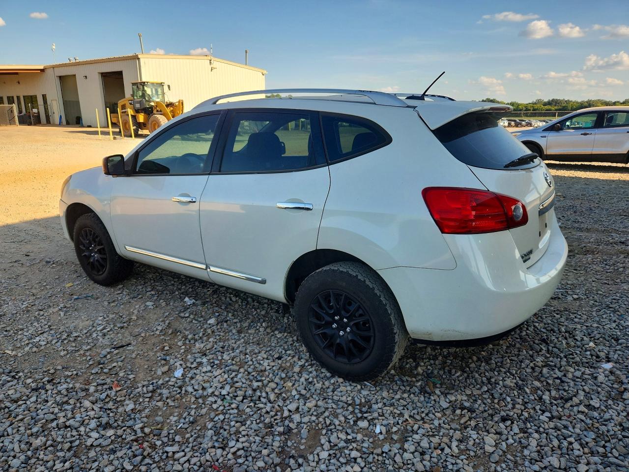 2014 Nissan Rogue Select S White vin: JN8AS5MT1EW615309