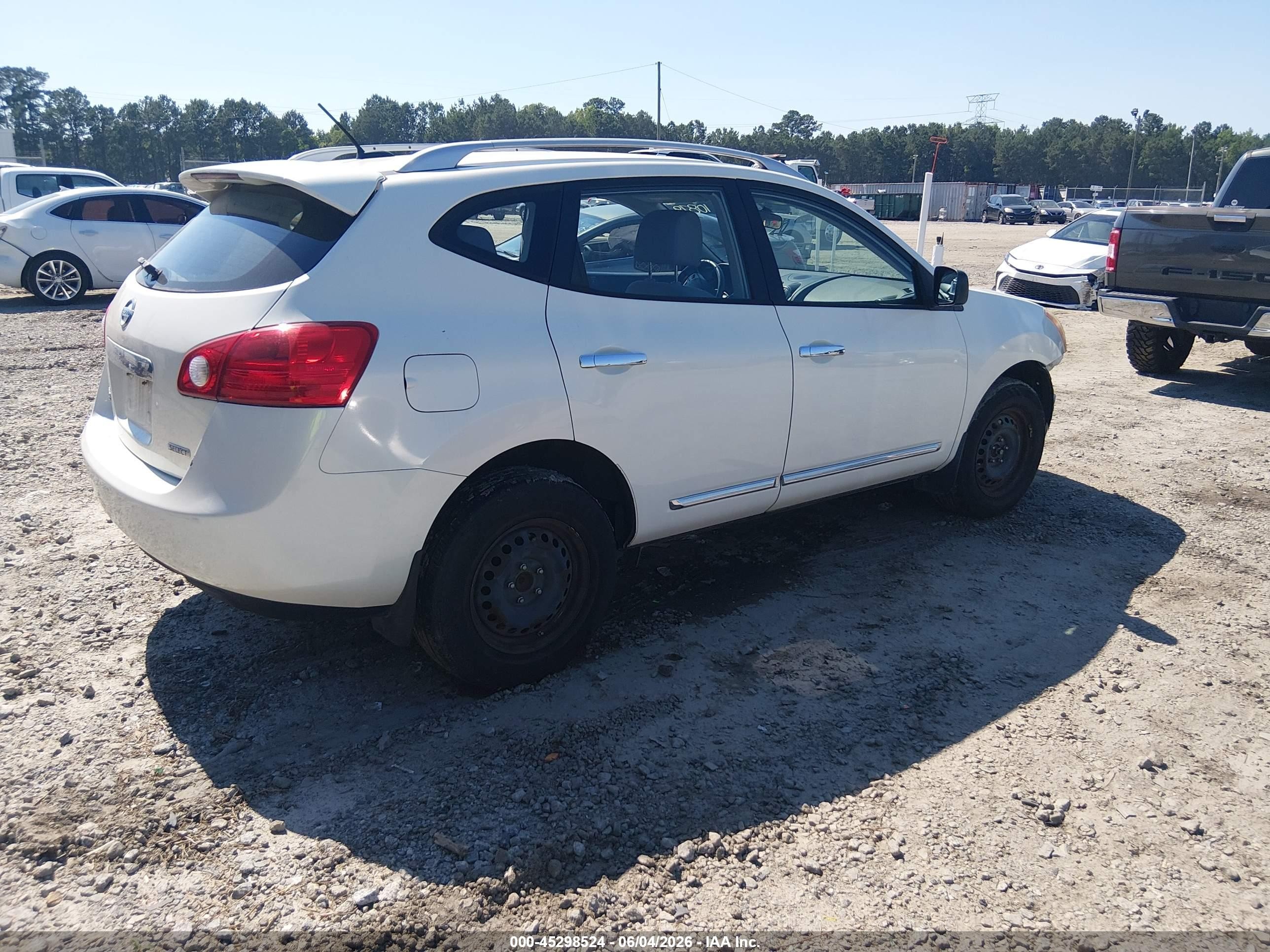 2014 Nissan Rogue Select S White vin: JN8AS5MT1EW618470