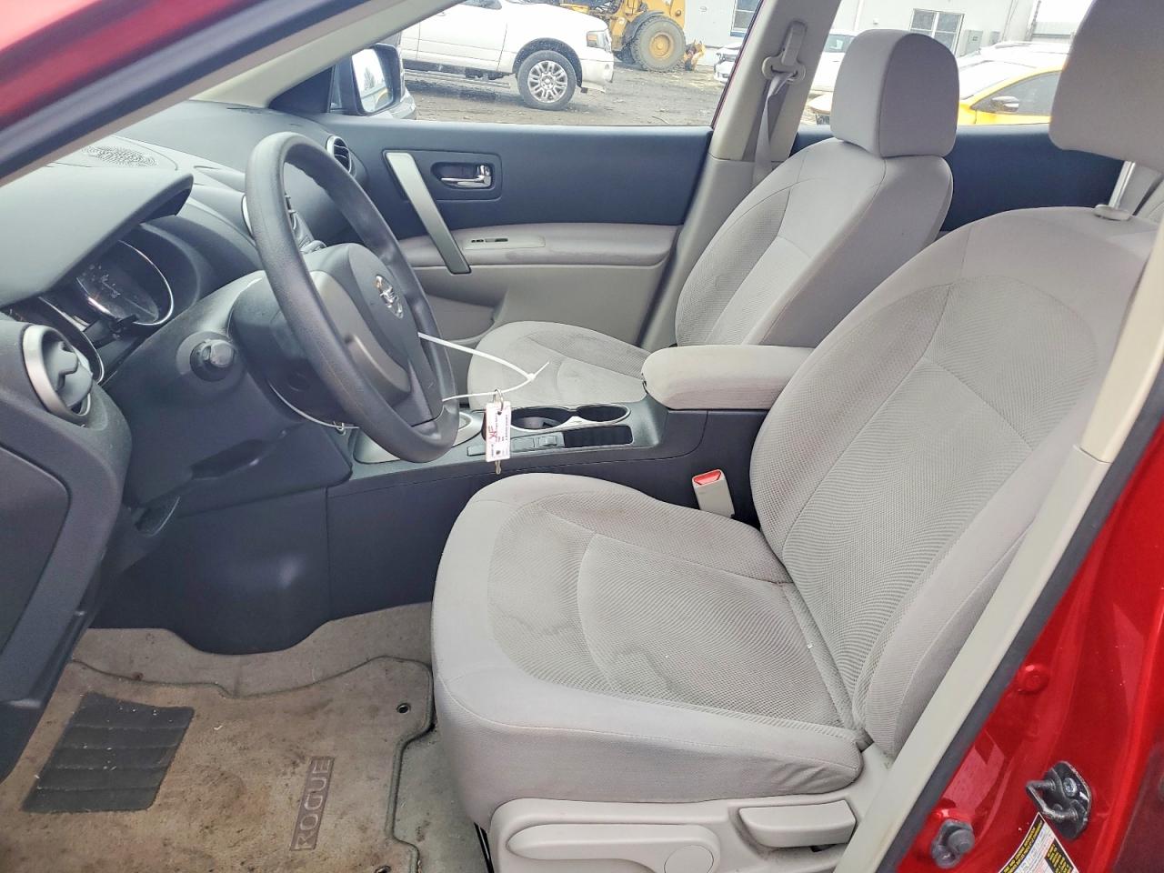2015 Nissan Rogue Select S Red vin: JN8AS5MT1FW152802