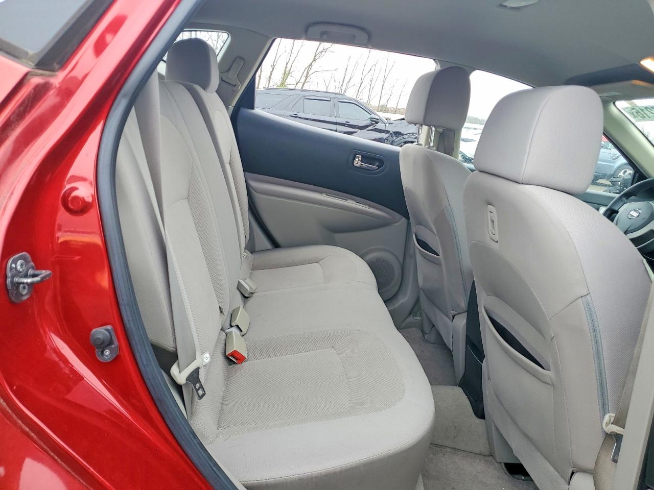 2015 Nissan Rogue Select S Red vin: JN8AS5MT1FW152802