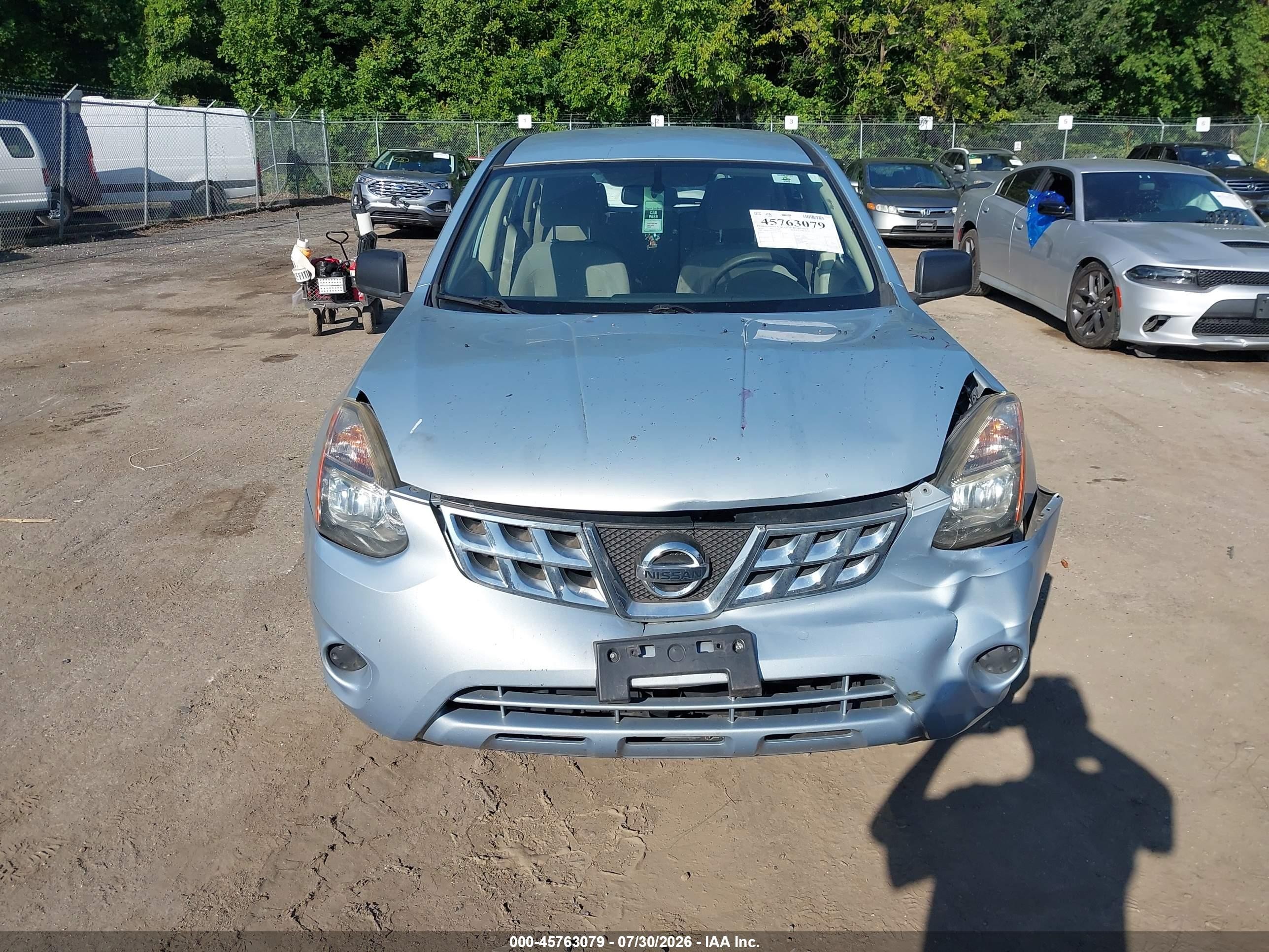 2015 Nissan Rogue Select S Silver vin: JN8AS5MT1FW158342