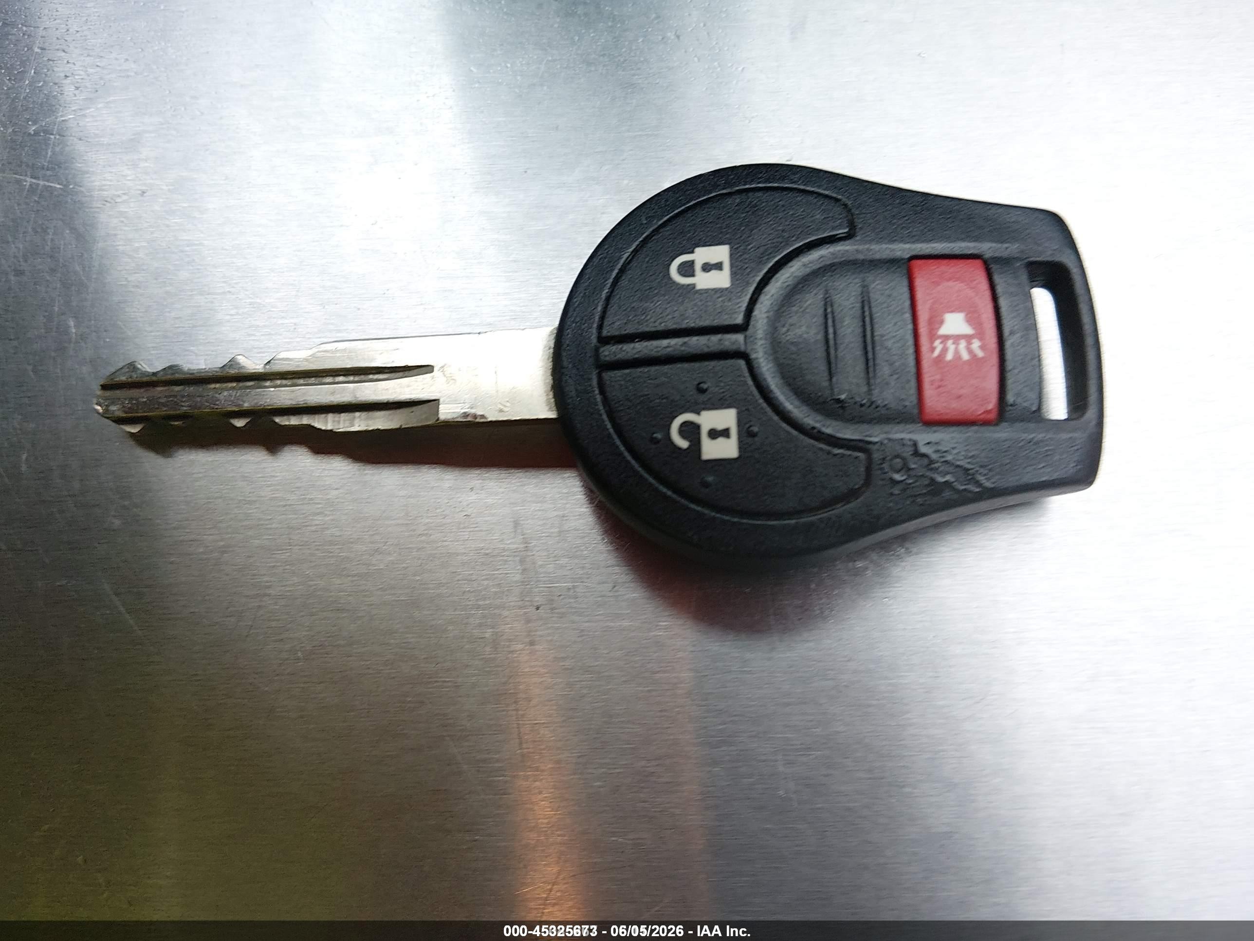 2015 Nissan Rogue Select S Белый vin: JN8AS5MT1FW160382