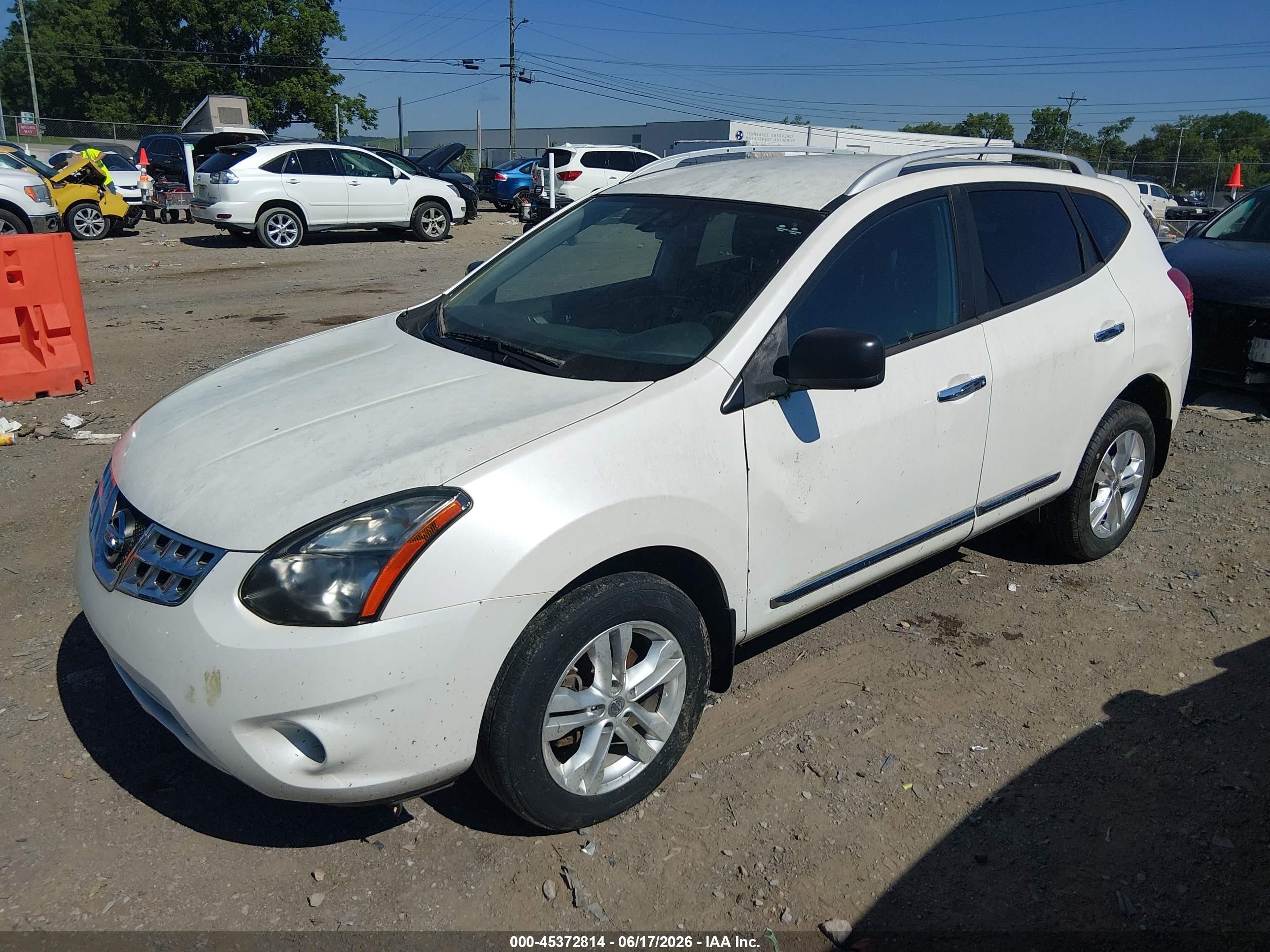 2015 Nissan Rogue Select S Белый vin: JN8AS5MT1FW160723
