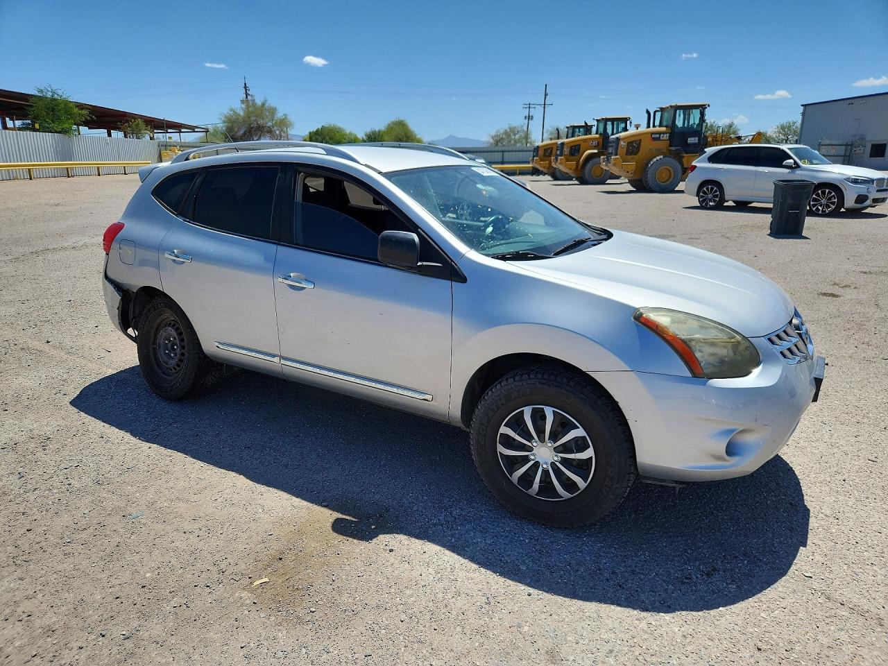 2015 Nissan Rogue Select S Silver vin: JN8AS5MT1FW653947