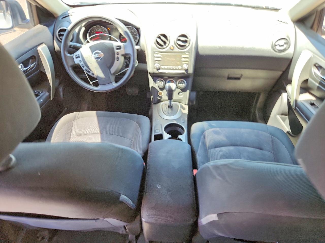 2015 Nissan Rogue Select S Silver vin: JN8AS5MT1FW653947