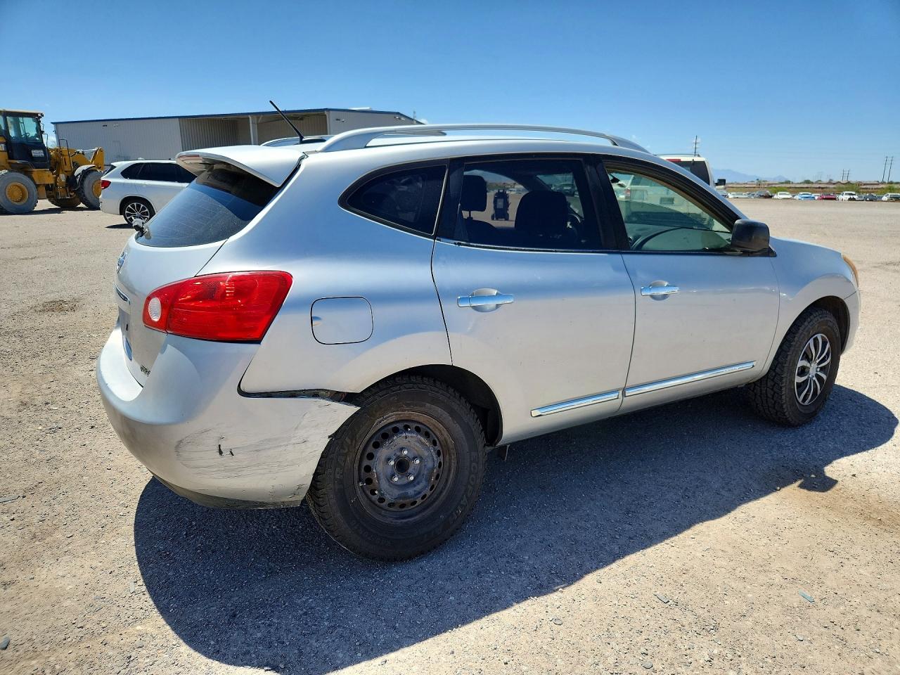 2015 Nissan Rogue Select S Silver vin: JN8AS5MT1FW653947