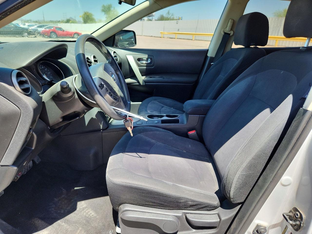 2015 Nissan Rogue Select S Silver vin: JN8AS5MT1FW653947