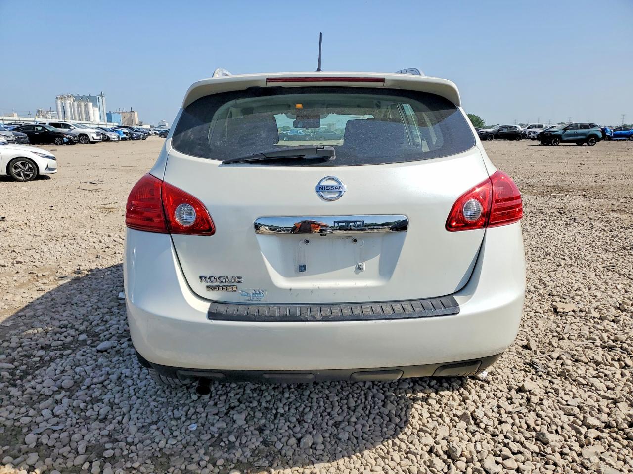 2015 Nissan Rogue Select S White vin: JN8AS5MT1FW657111