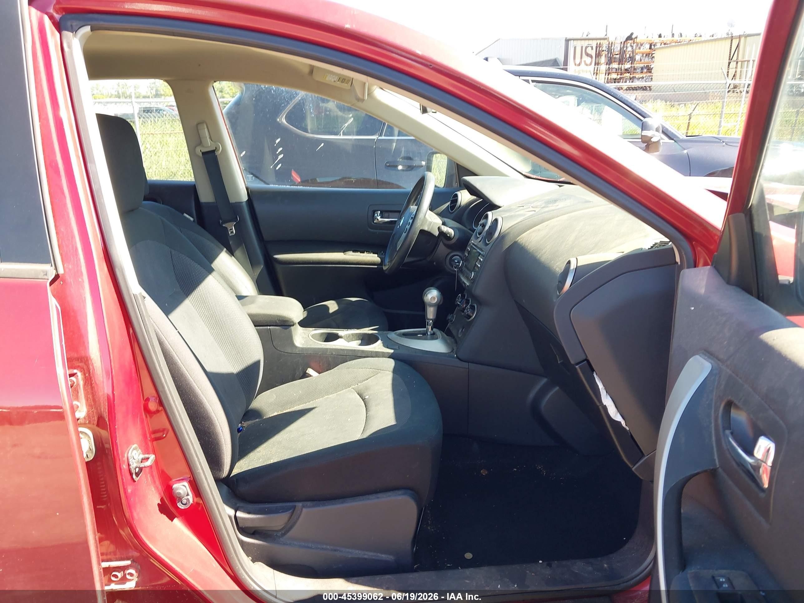 2015 Nissan Rogue Select S Red vin: JN8AS5MT1FW658131
