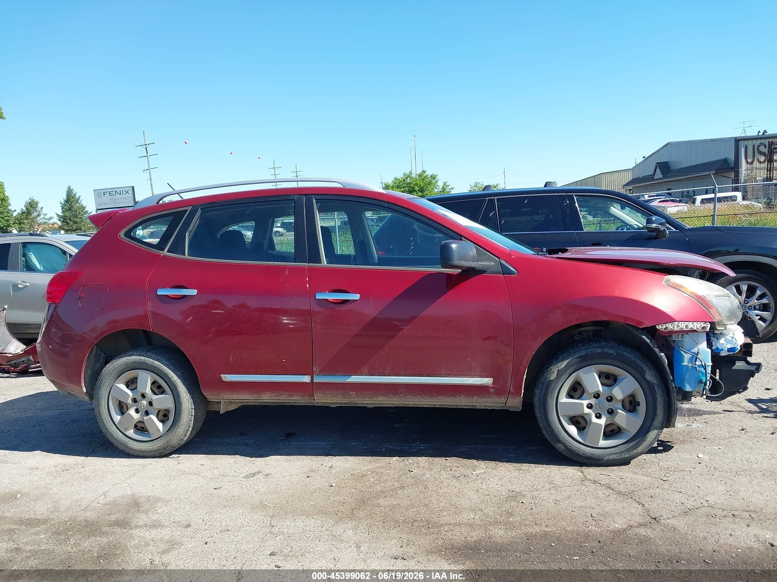 2015 Nissan Rogue Select S Red vin: JN8AS5MT1FW658131