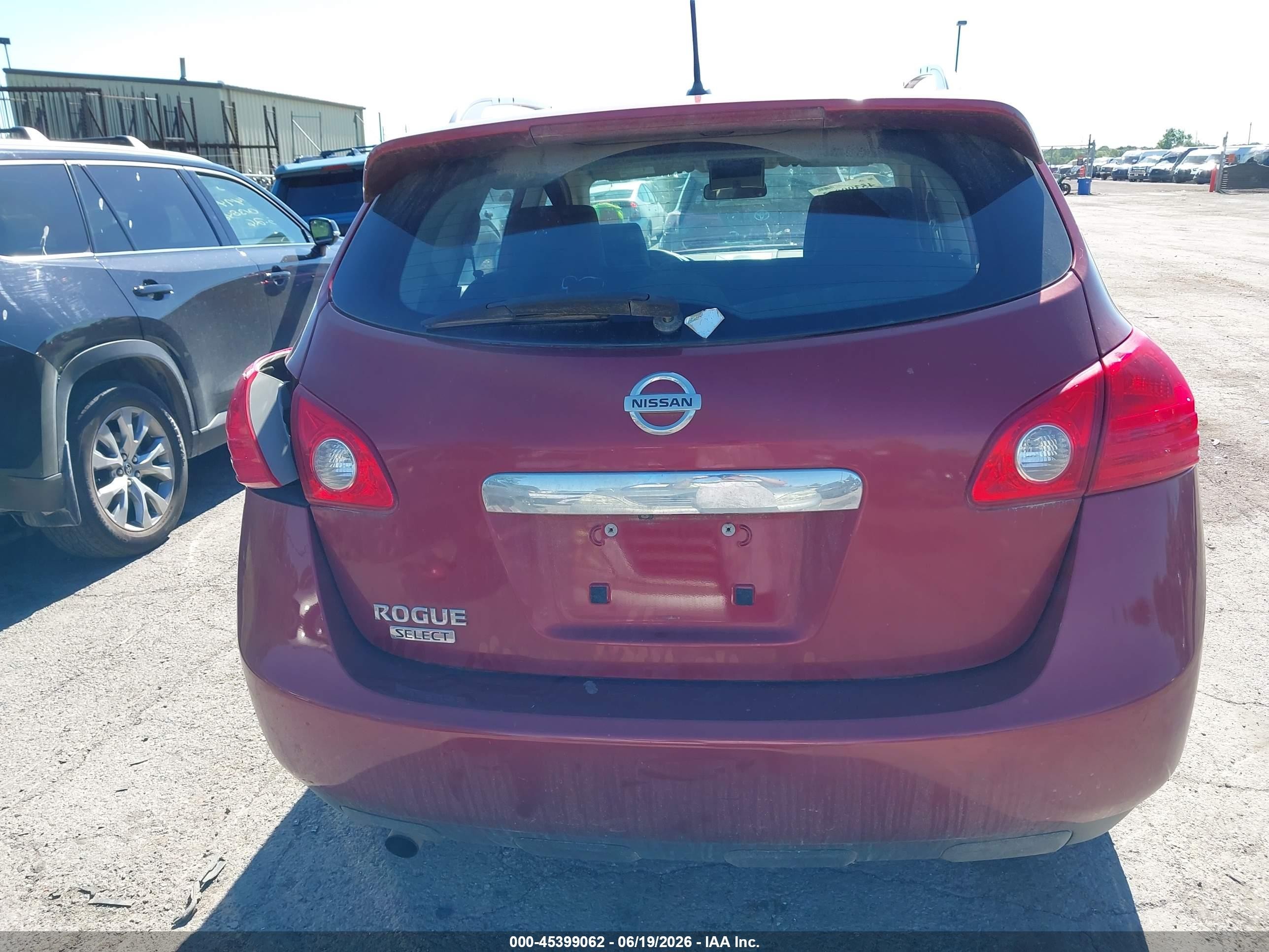 2015 Nissan Rogue Select S Red vin: JN8AS5MT1FW658131