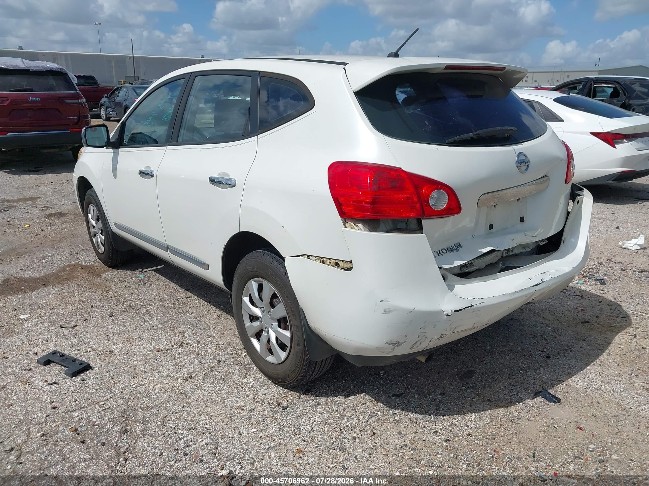 2011 Nissan Rogue S White vin: JN8AS5MT2BW153953