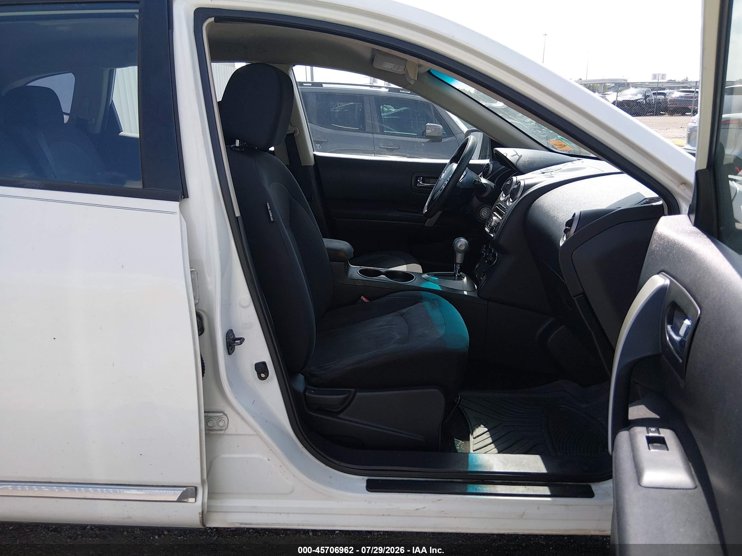 2011 Nissan Rogue S White vin: JN8AS5MT2BW153953