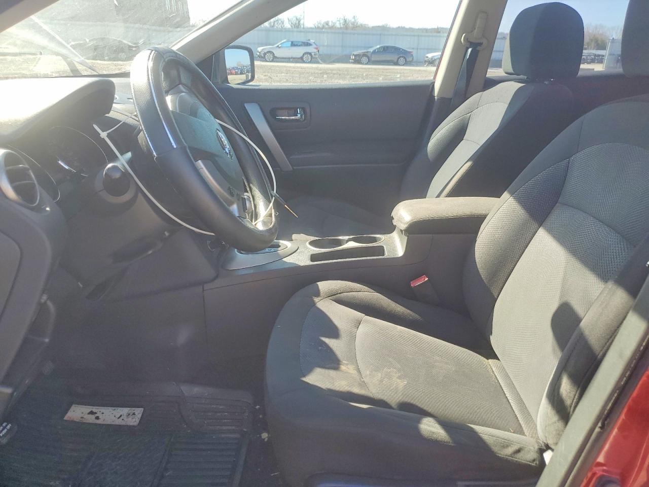 2011 Nissan Rogue S/sv/krom Red vin: JN8AS5MT2BW181199