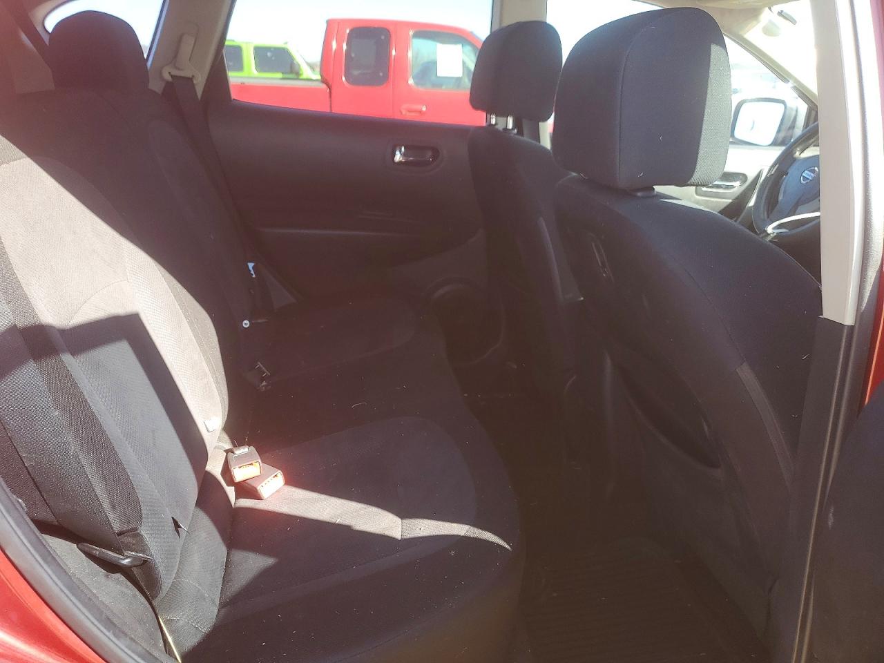 2011 Nissan Rogue S/sv/krom Red vin: JN8AS5MT2BW181199