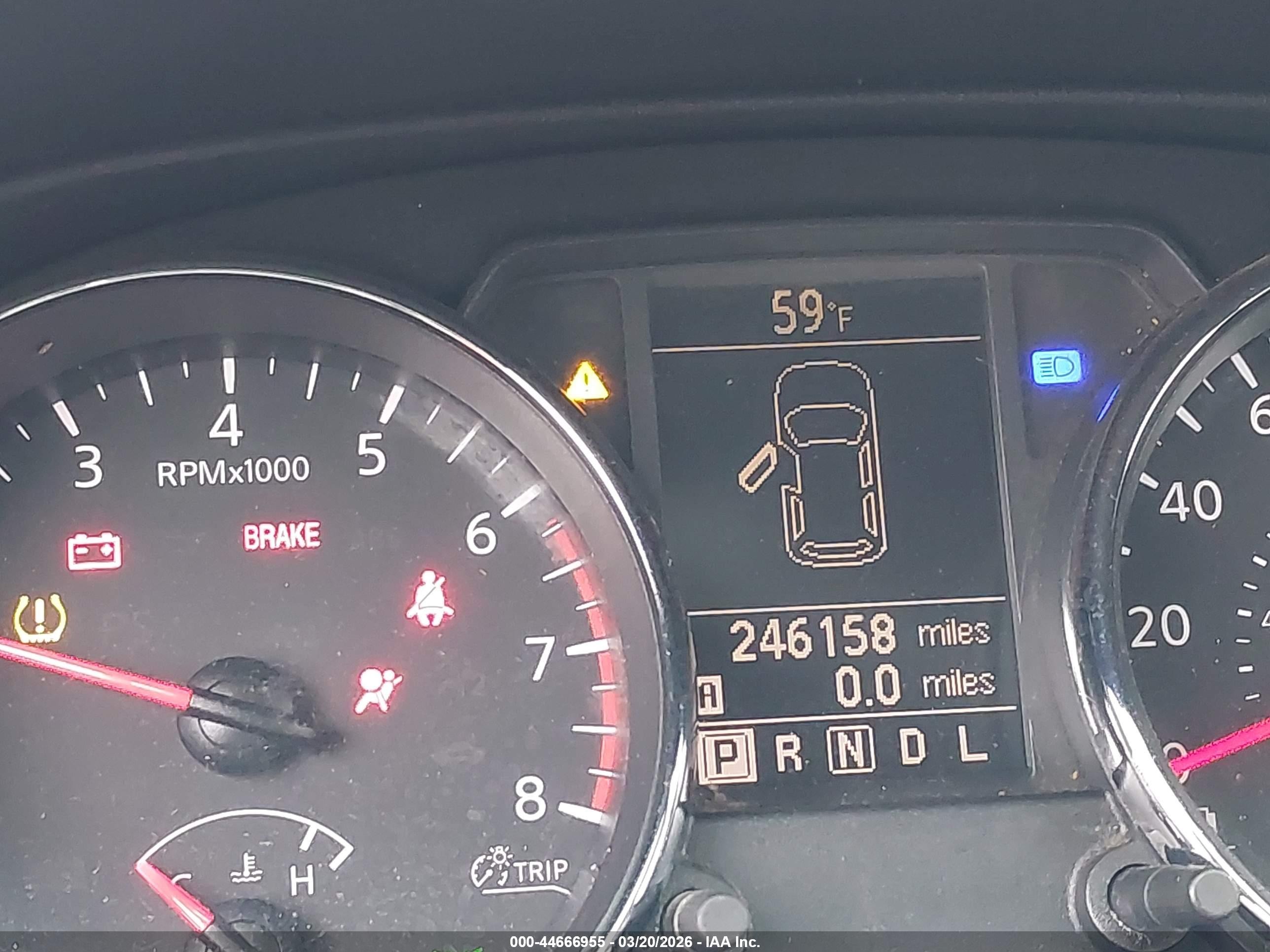 2011 Nissan Rogue S Silver vin: JN8AS5MT2BW184541