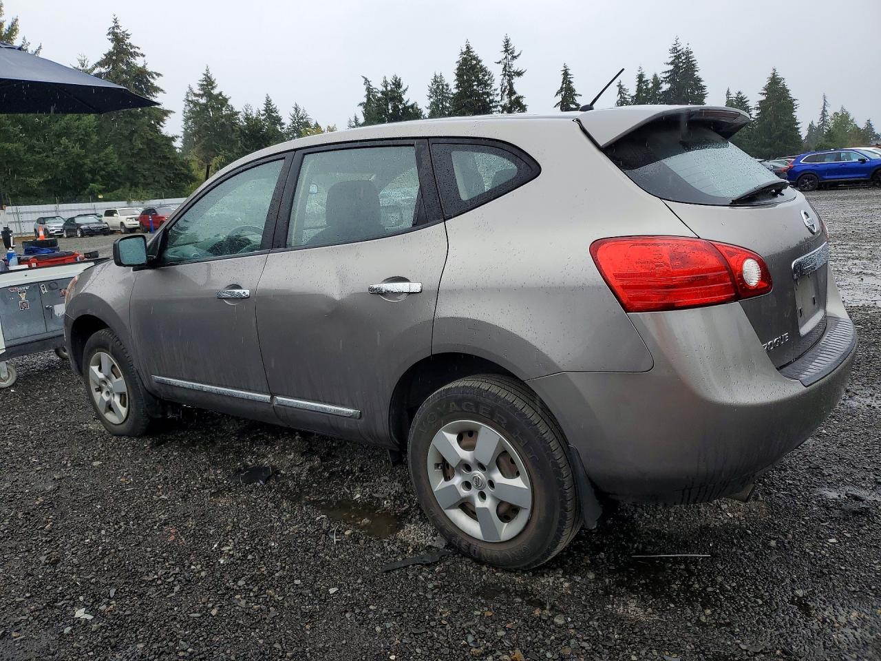 2011 Nissan Rogue S Silver vin: JN8AS5MT2BW568982