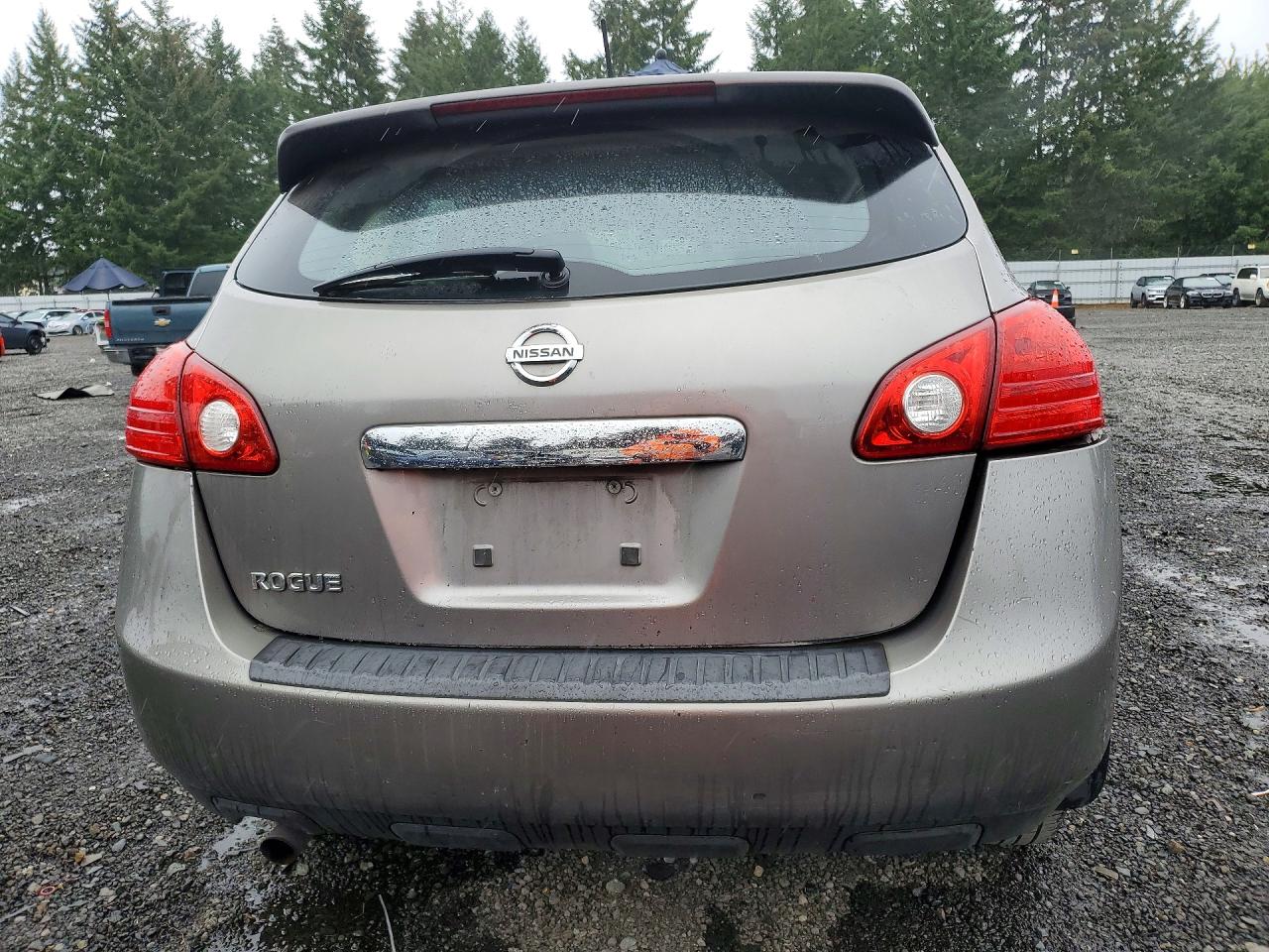 2011 Nissan Rogue S Silver vin: JN8AS5MT2BW568982