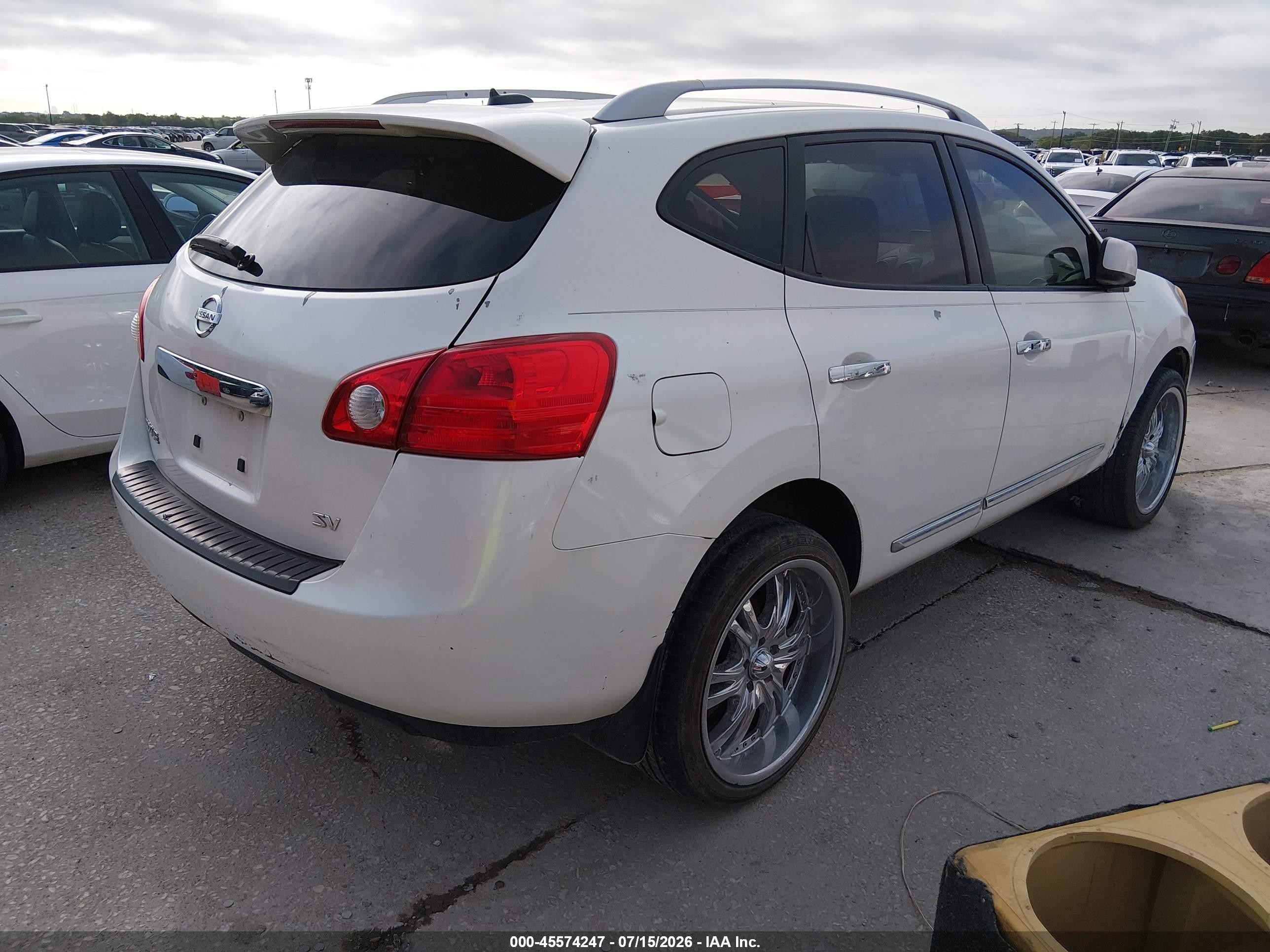 2012 Nissan Rogue Sv White vin: JN8AS5MT2CW268862