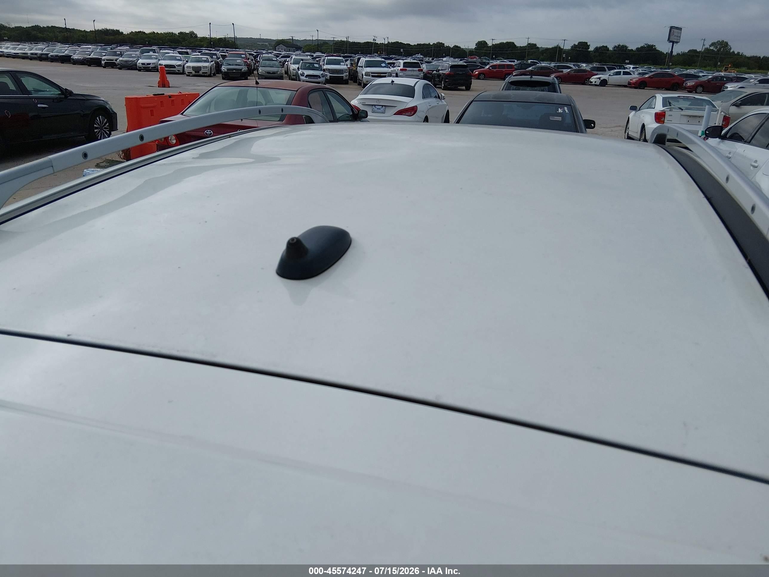2012 Nissan Rogue Sv White vin: JN8AS5MT2CW268862