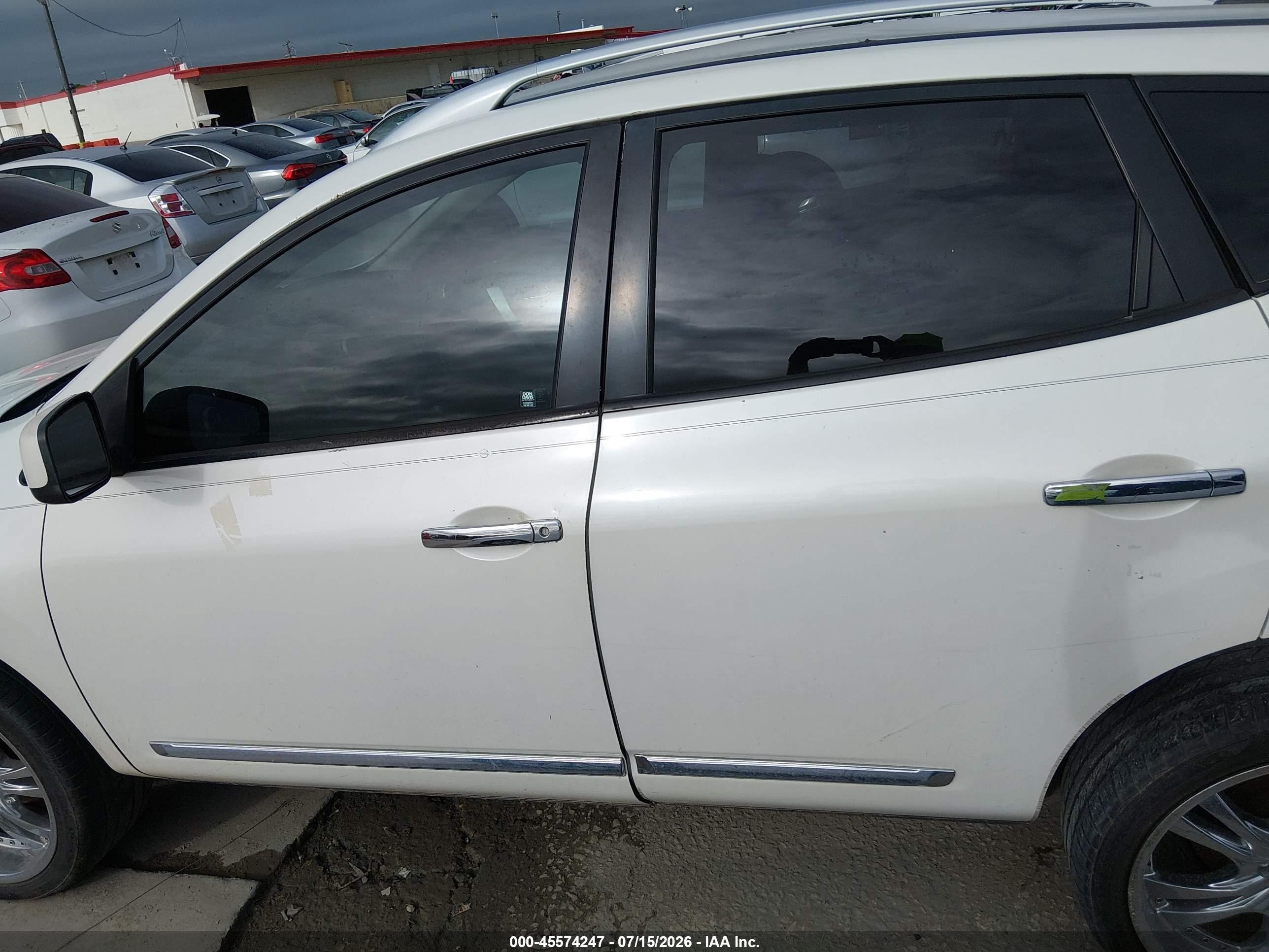 2012 Nissan Rogue Sv White vin: JN8AS5MT2CW268862
