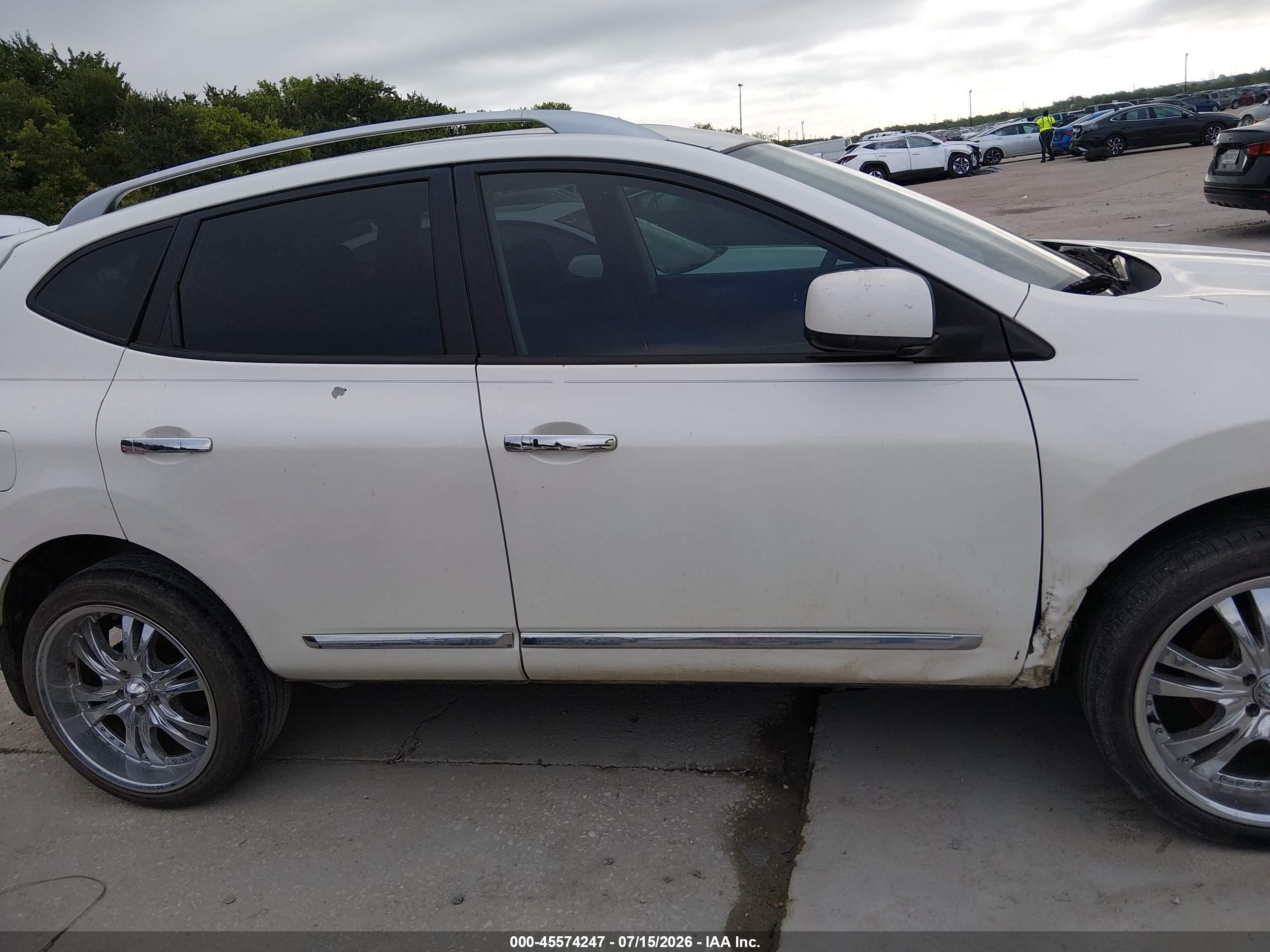2012 Nissan Rogue Sv White vin: JN8AS5MT2CW268862