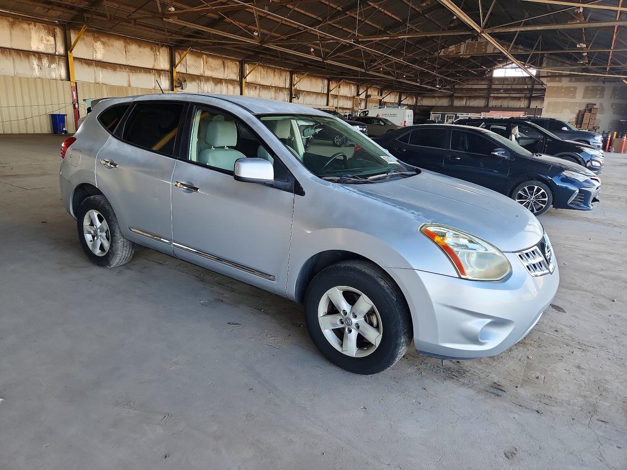 2013 Nissan Rogue S Silver vin: JN8AS5MT2DW024792