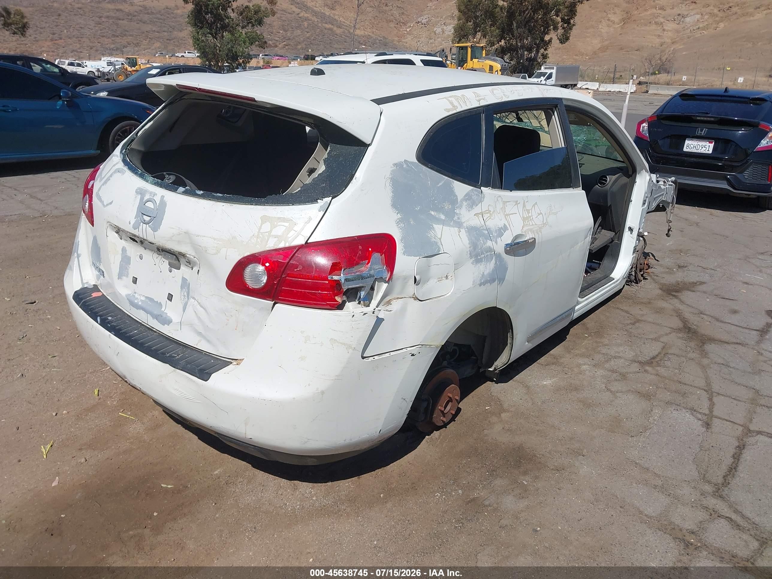 2013 Nissan Rogue S White vin: JN8AS5MT2DW026493