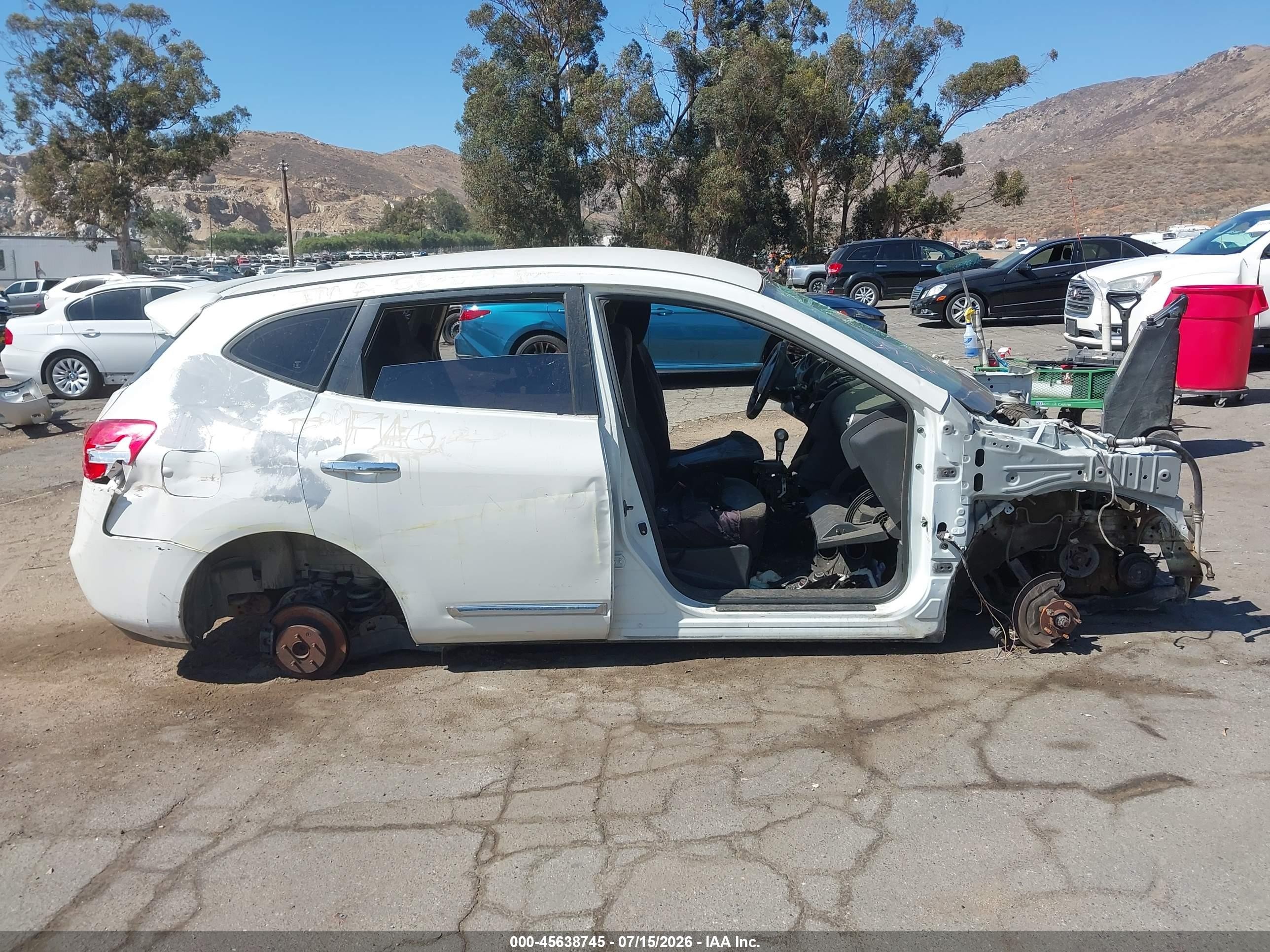 2013 Nissan Rogue S White vin: JN8AS5MT2DW026493
