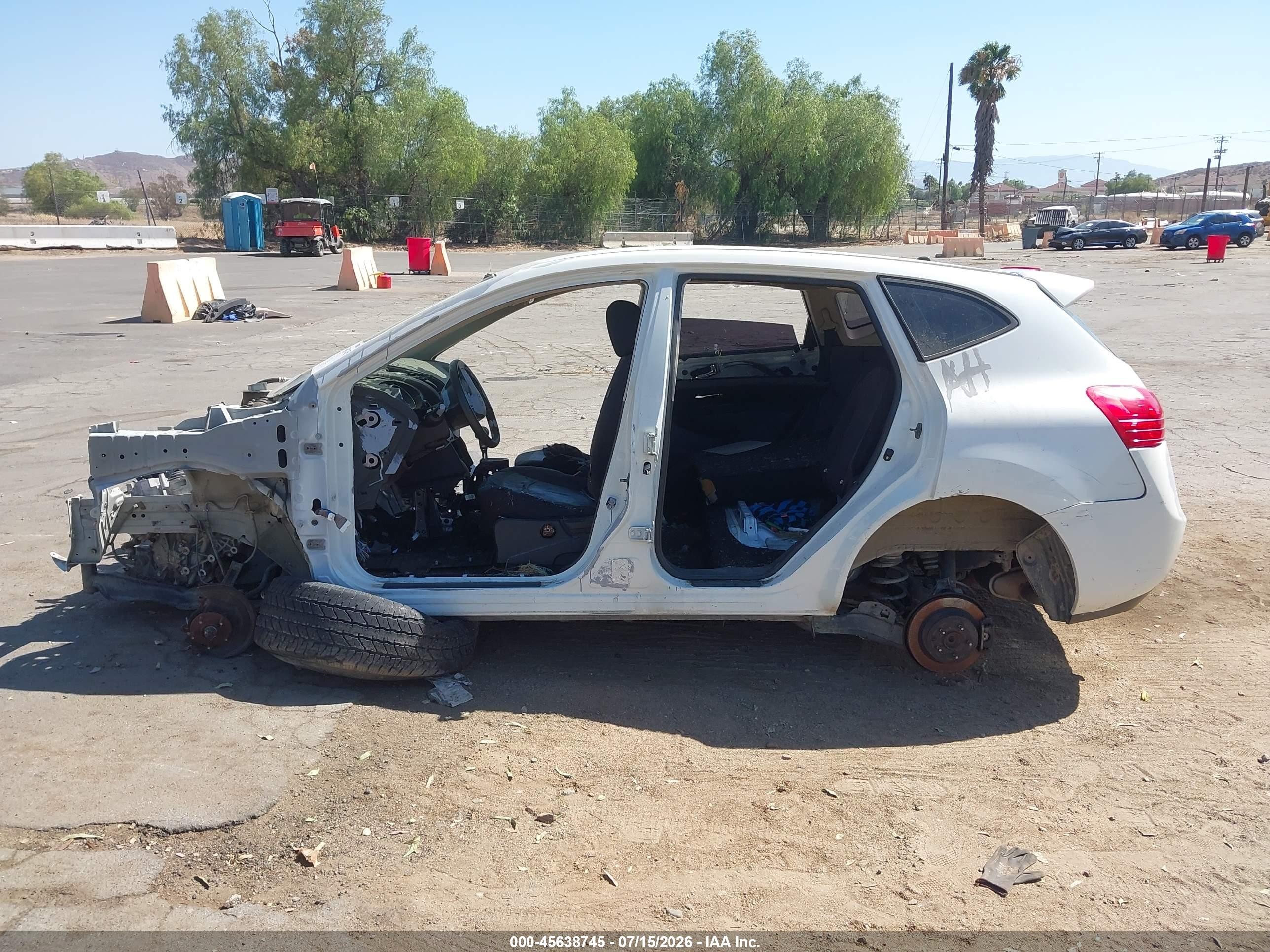 2013 Nissan Rogue S White vin: JN8AS5MT2DW026493
