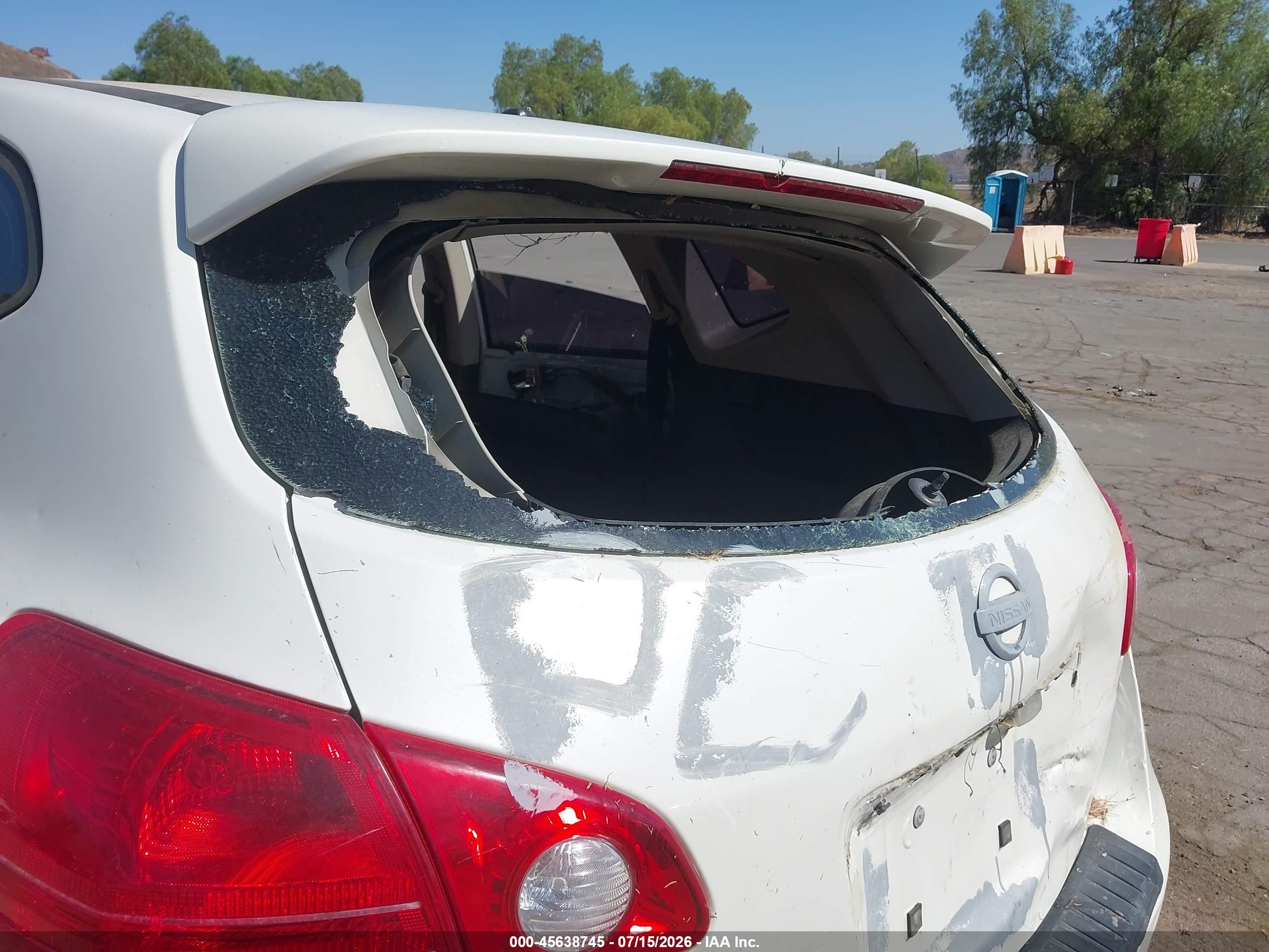 2013 Nissan Rogue S White vin: JN8AS5MT2DW026493
