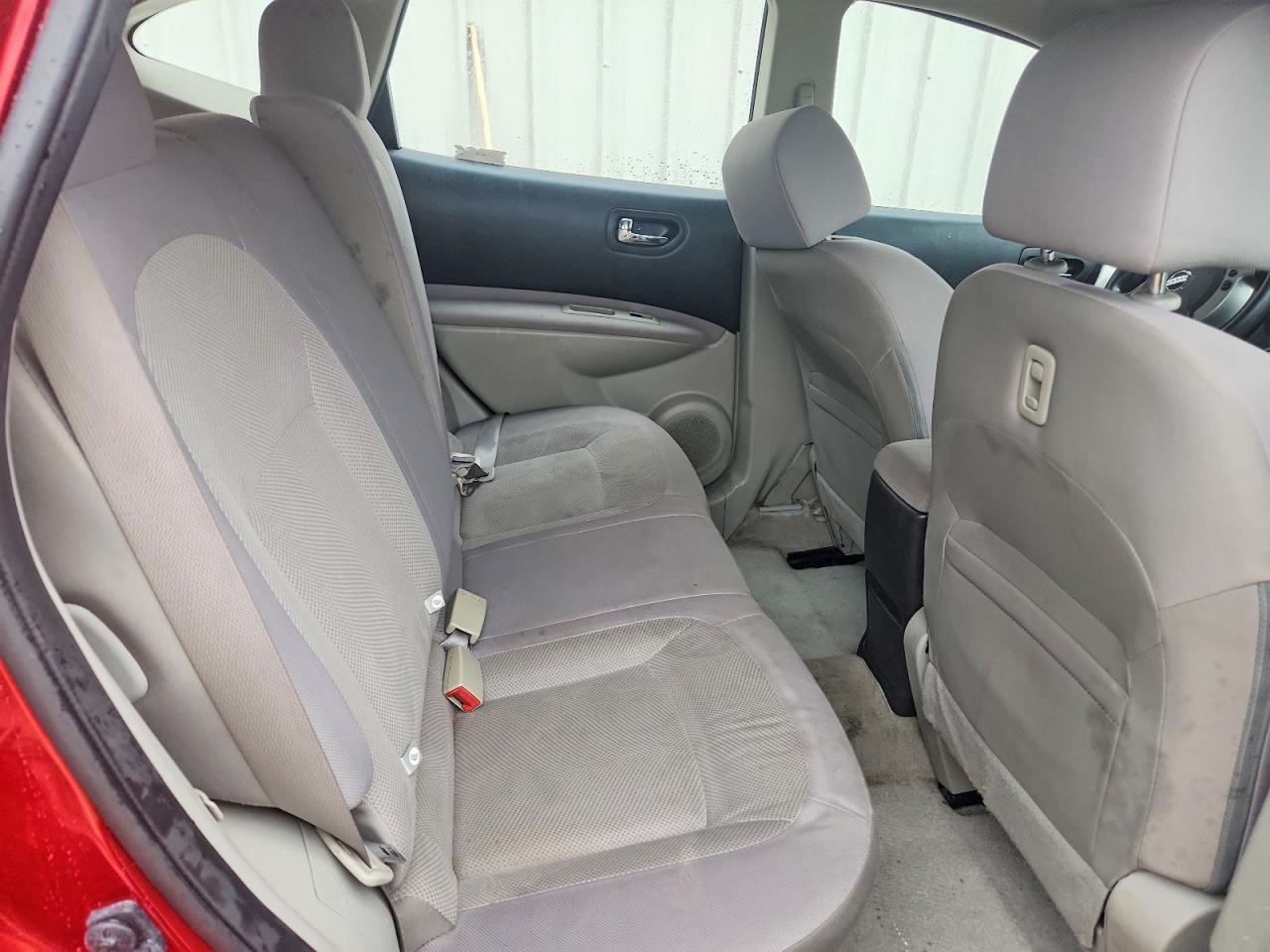 2013 Nissan Rogue S Red vin: JN8AS5MT2DW035131