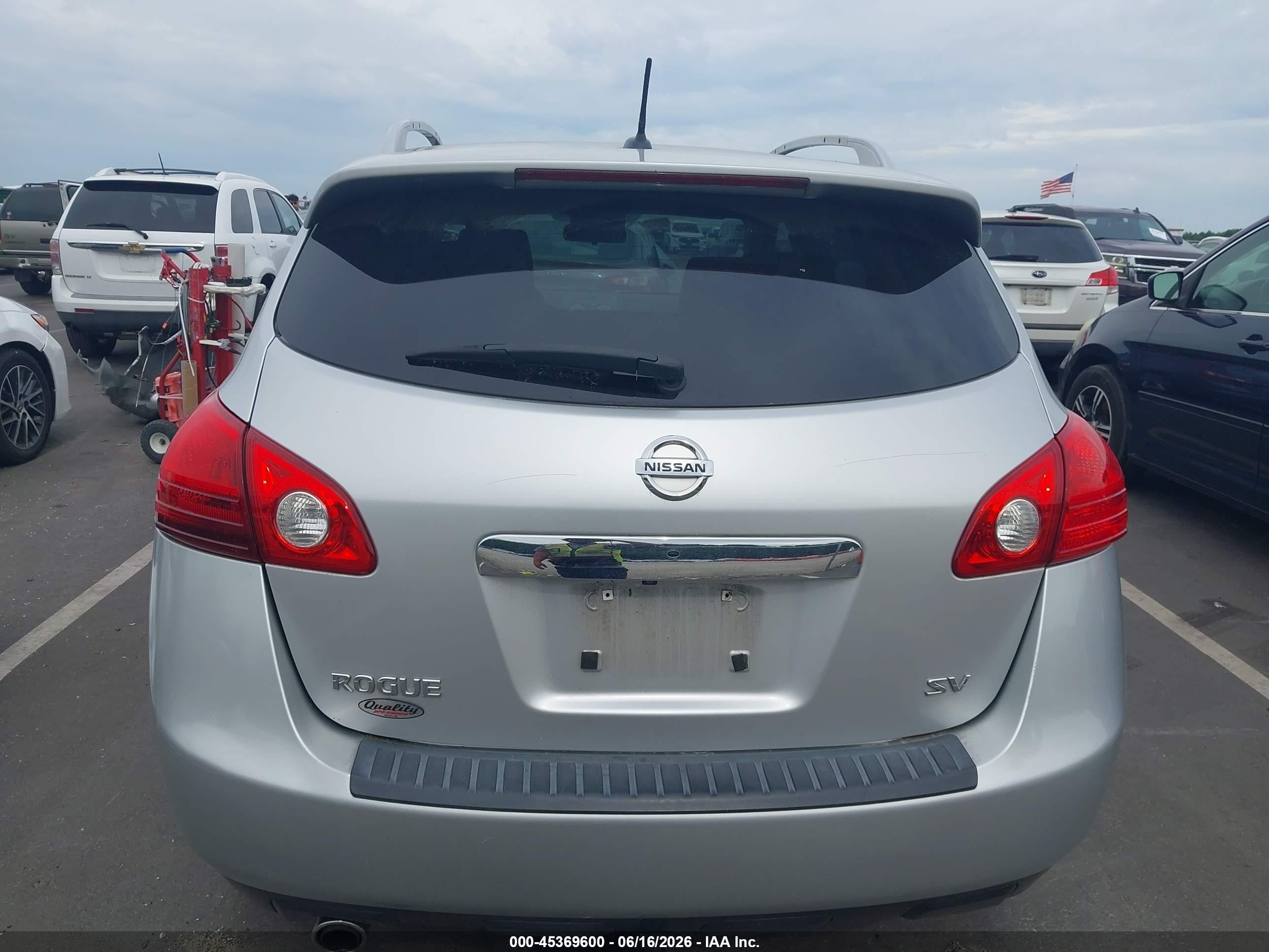 2013 Nissan Rogue Sv Silver vin: JN8AS5MT2DW506274