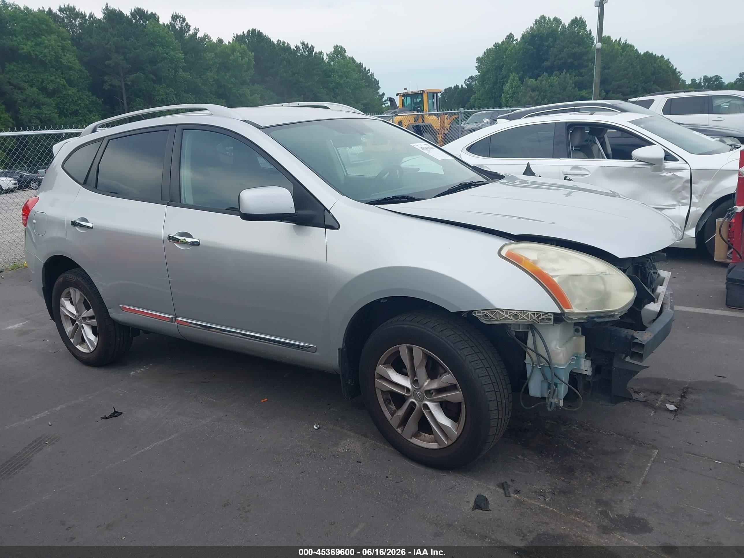 2013 Nissan Rogue Sv Silver vin: JN8AS5MT2DW506274