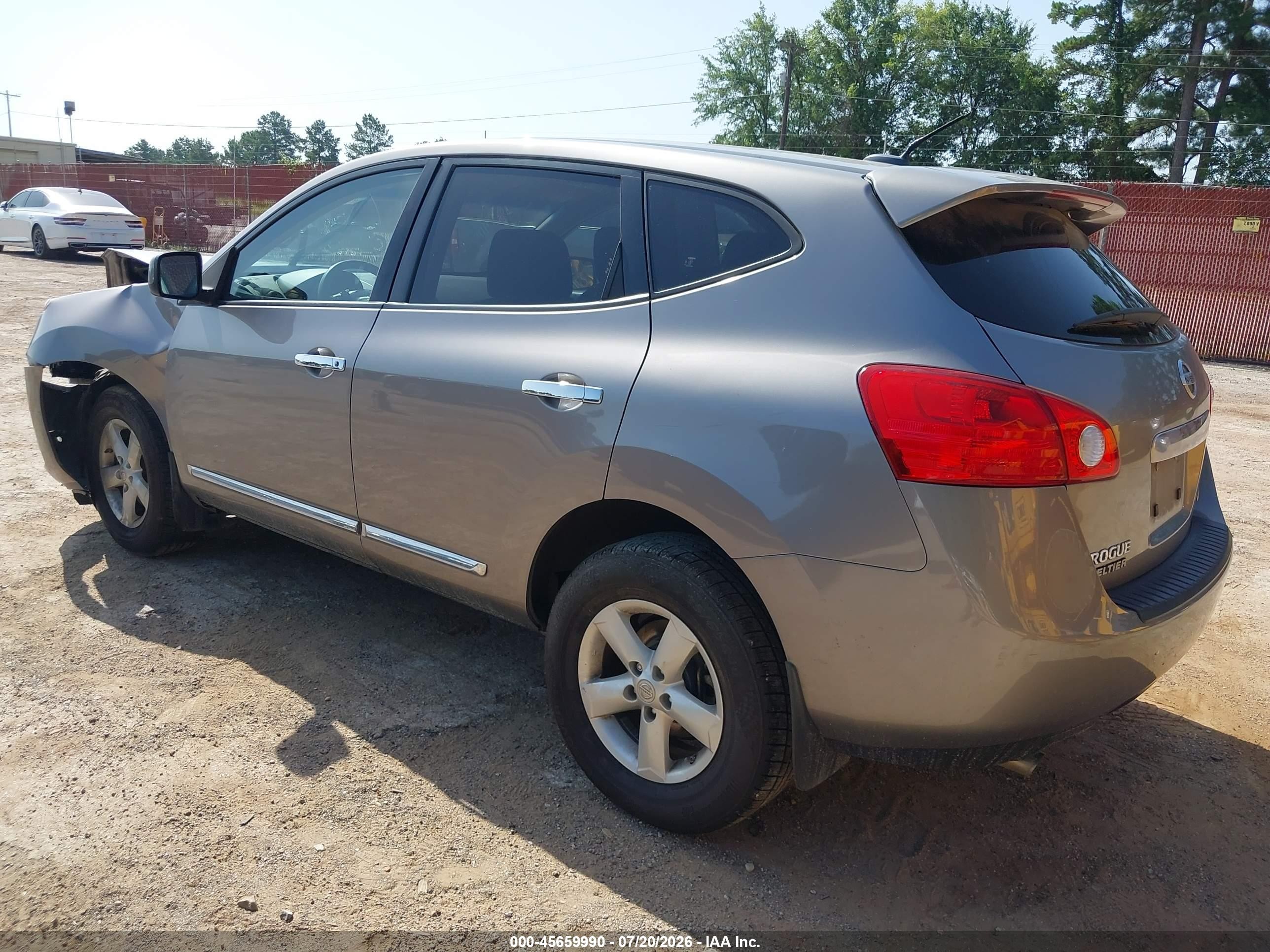 2013 Nissan Rogue S Silver vin: JN8AS5MT2DW509174