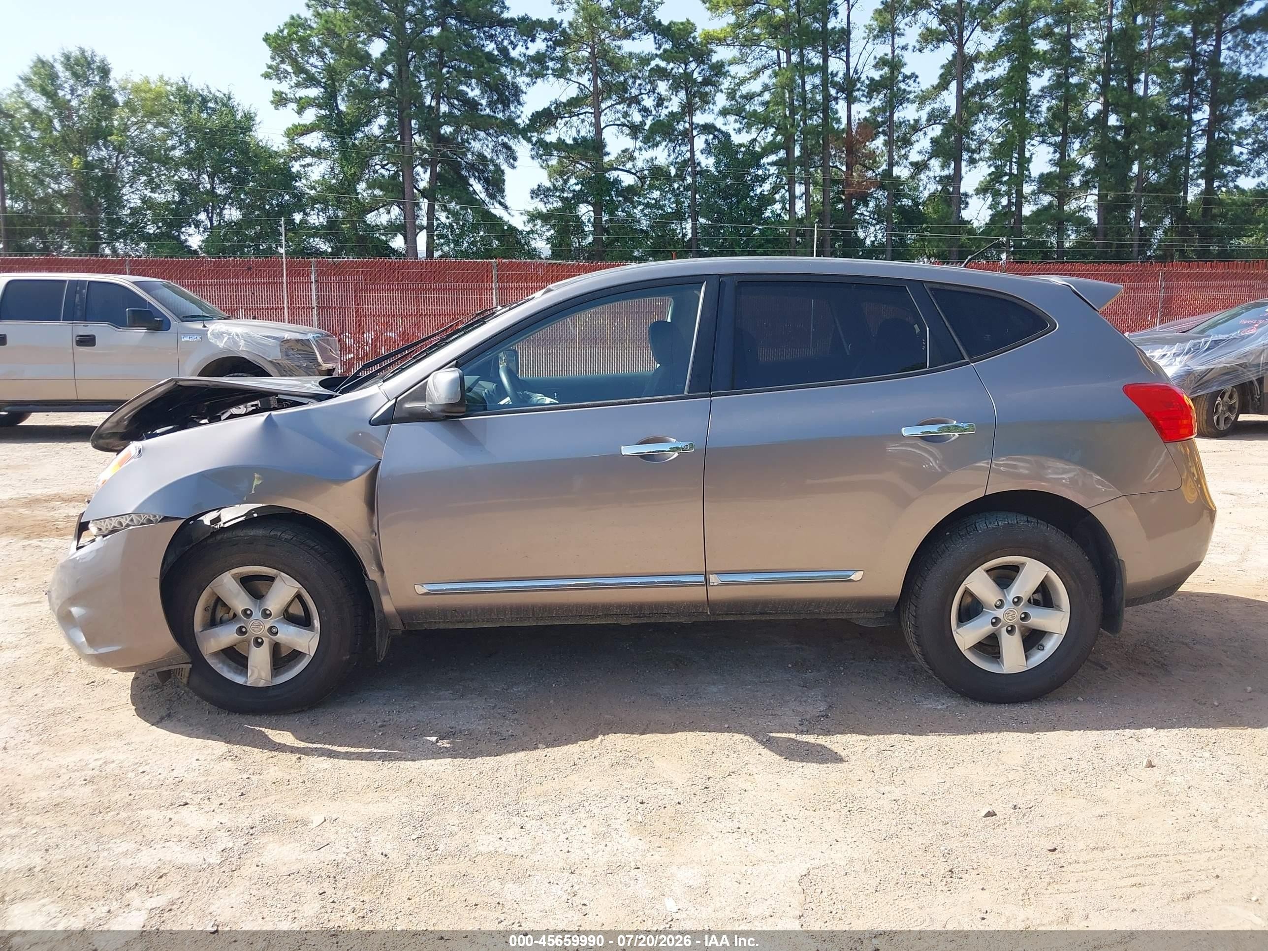 2013 Nissan Rogue S Silver vin: JN8AS5MT2DW509174